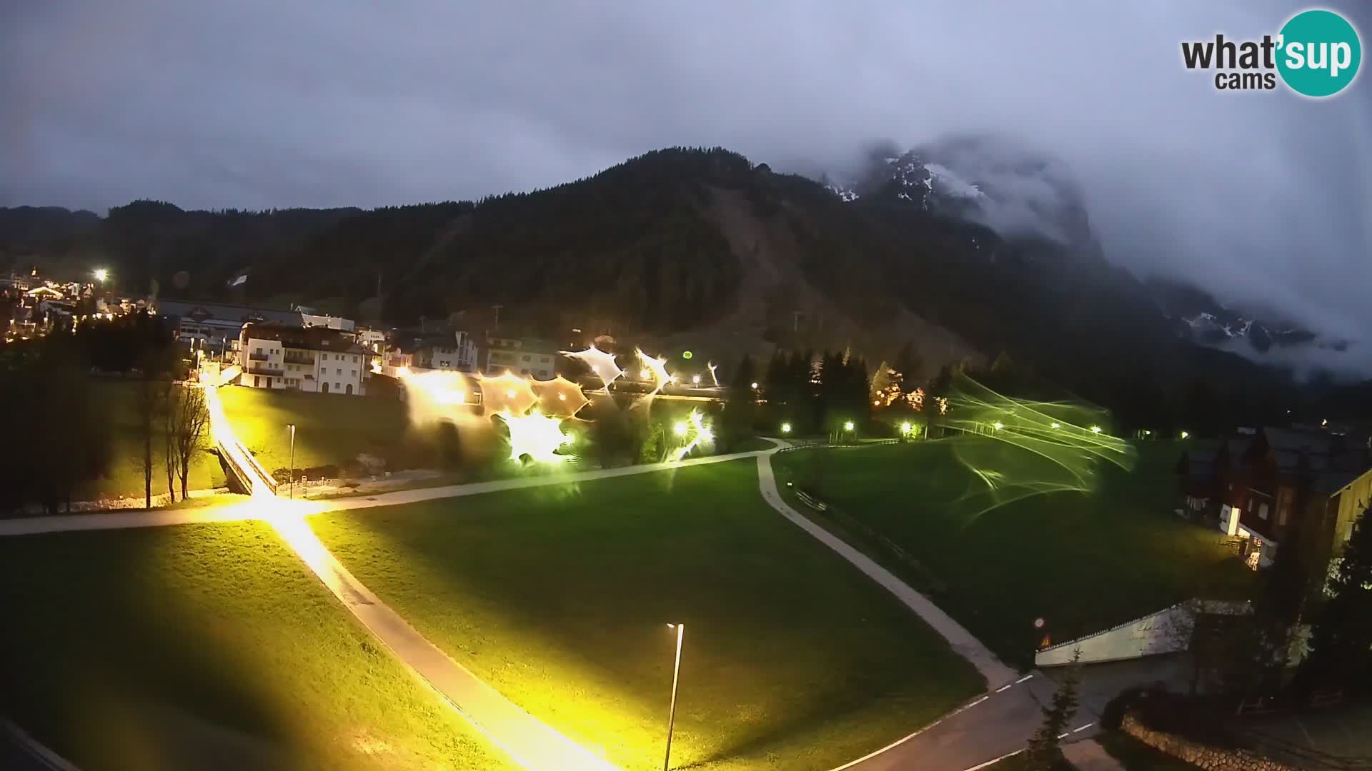 Live cam Corvara | Vues spectaculaires sur le groupe Sella