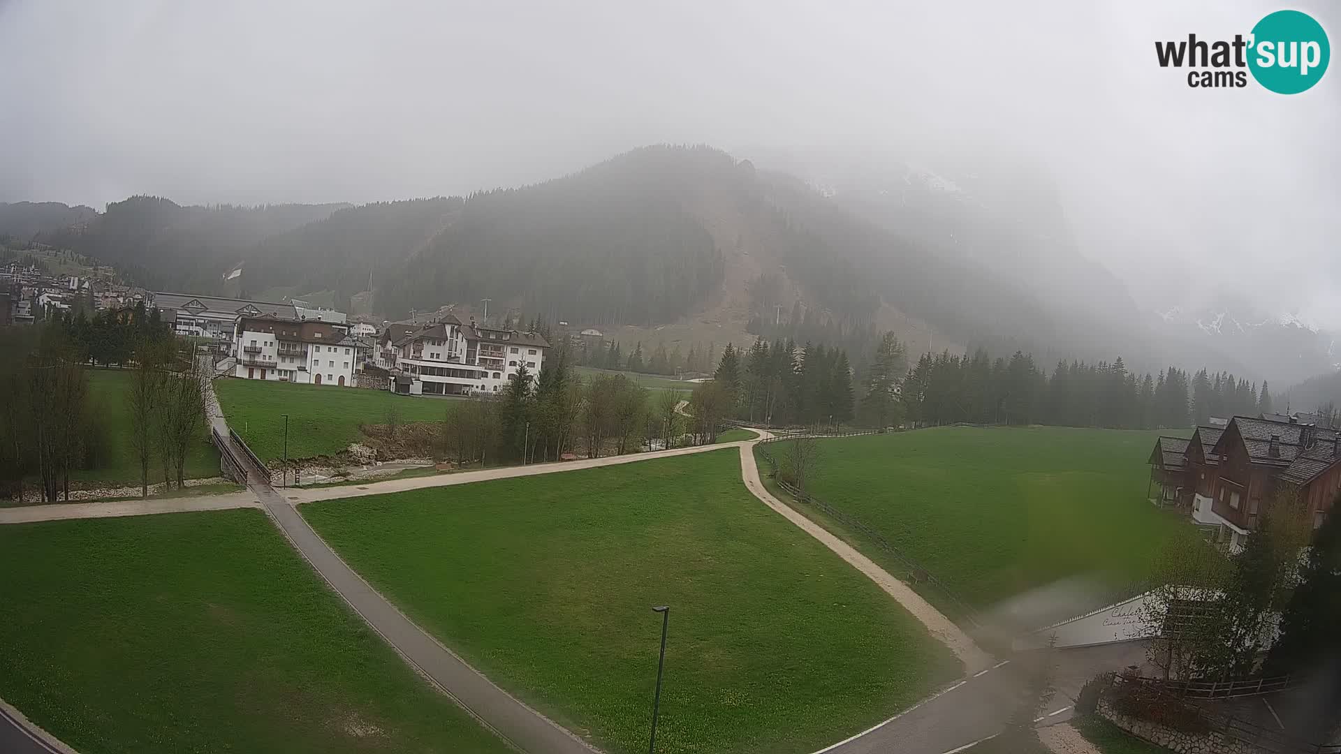 Live cam Corvara | Vues spectaculaires sur le groupe Sella