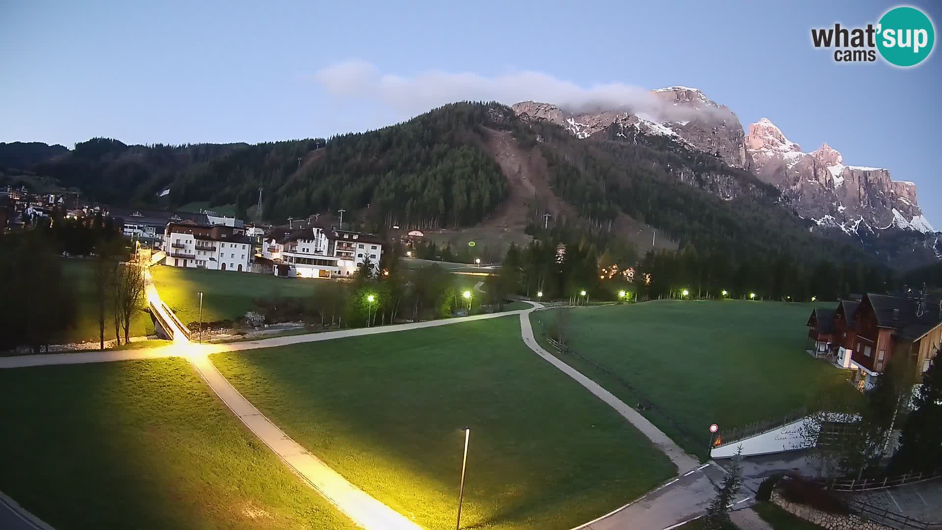 Webcam Corvara in Badia: Spectacular Views of the Sella Group