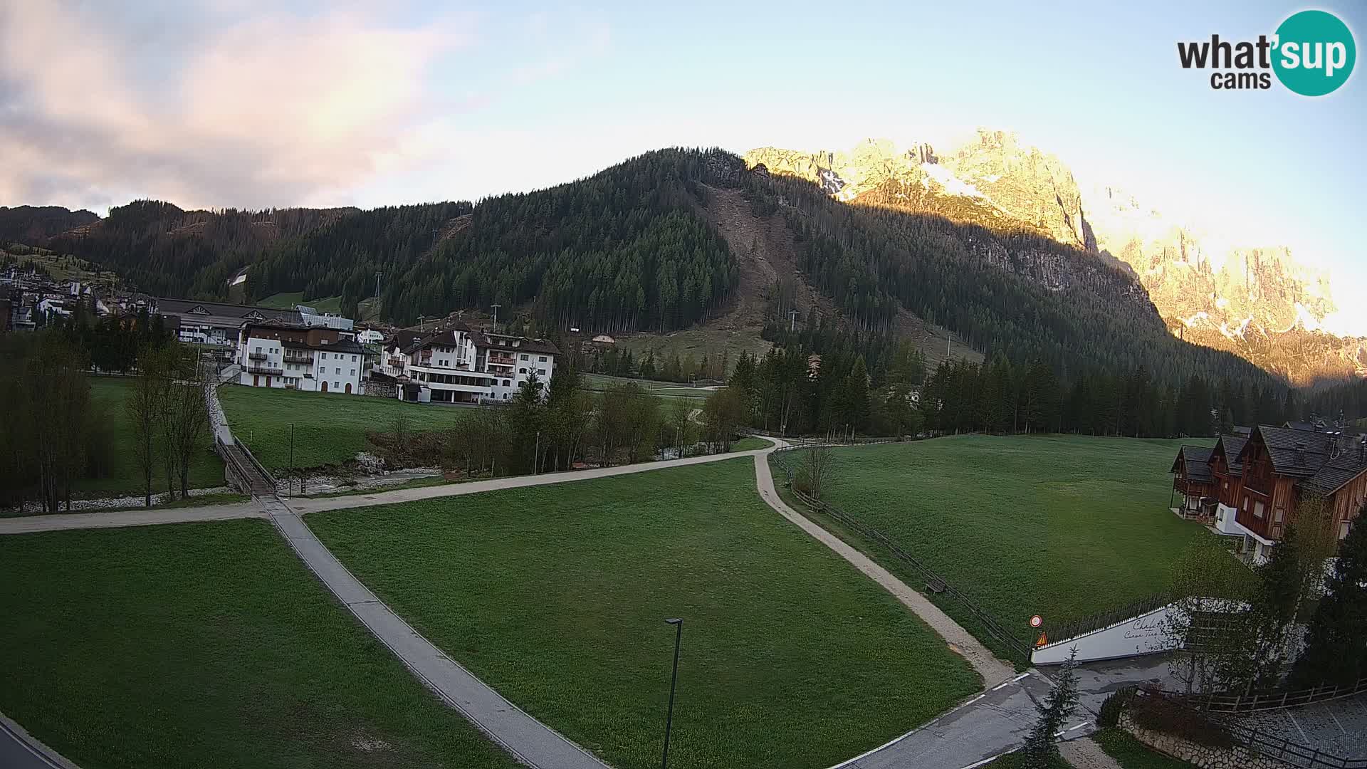 Webcam Corvara | Vista spettacolare Gruppo del Sella