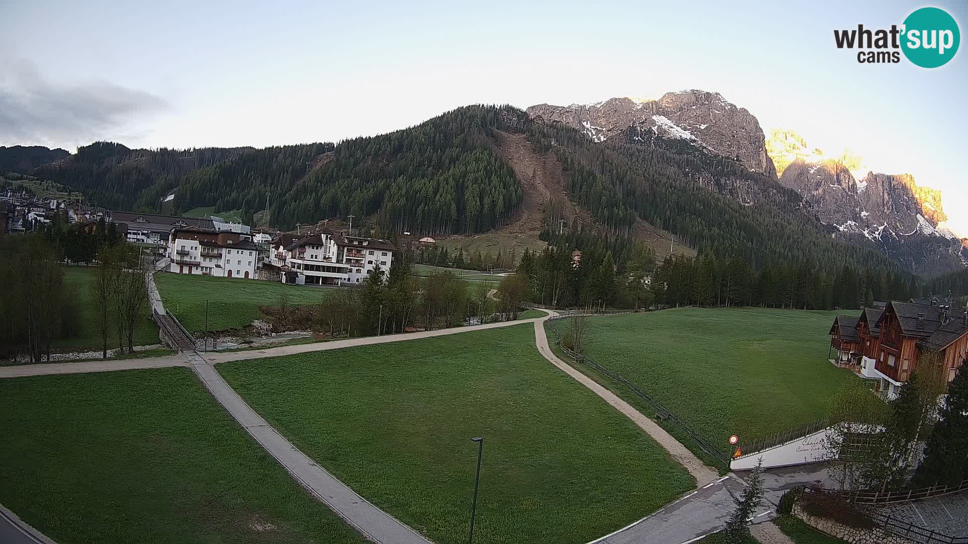 Corvara webcam | Spektakuläre Ausblicke auf die Sellagruppe