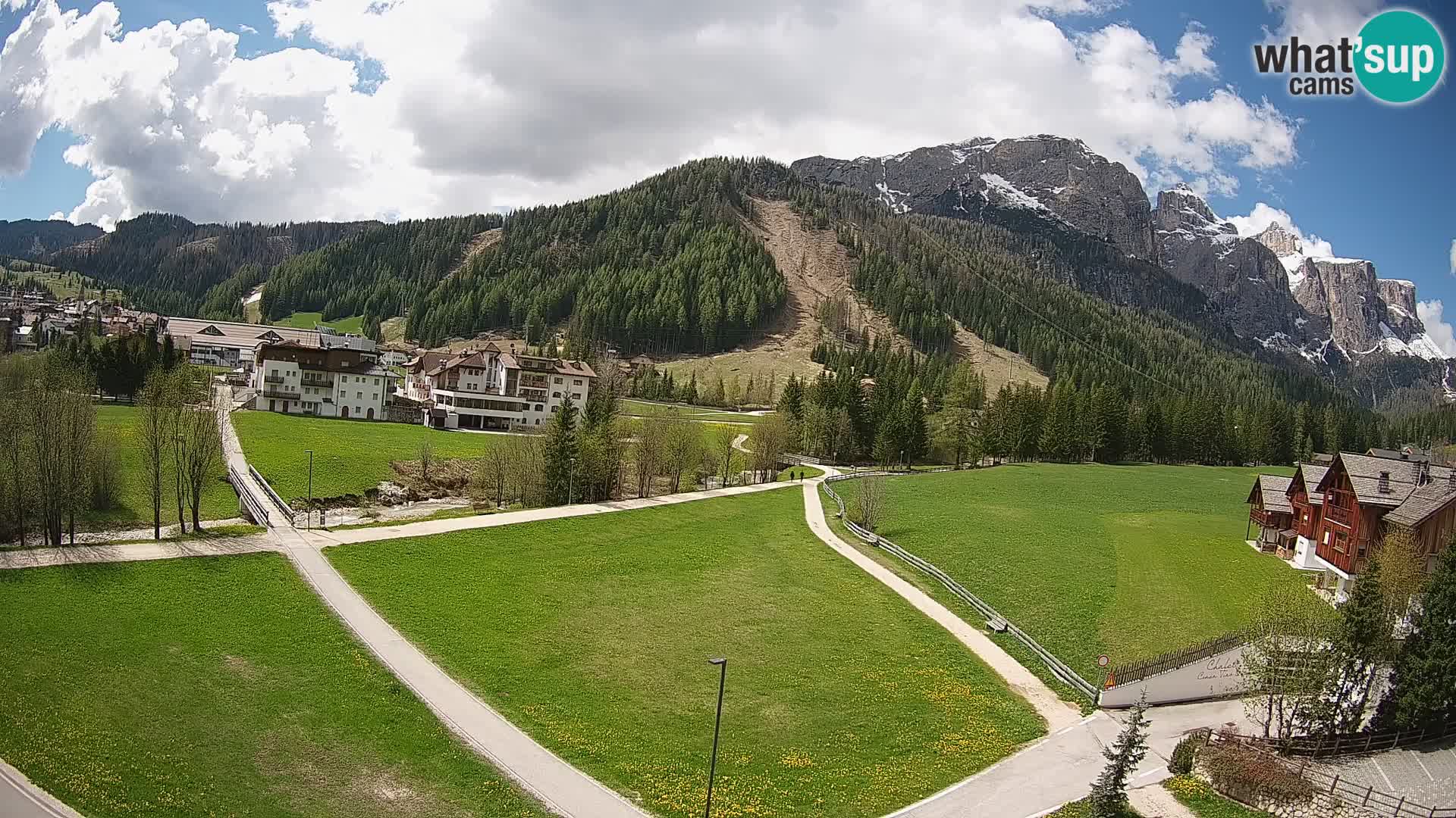 Webcam Corvara in Badia: Spectacular Views of the Sella Group