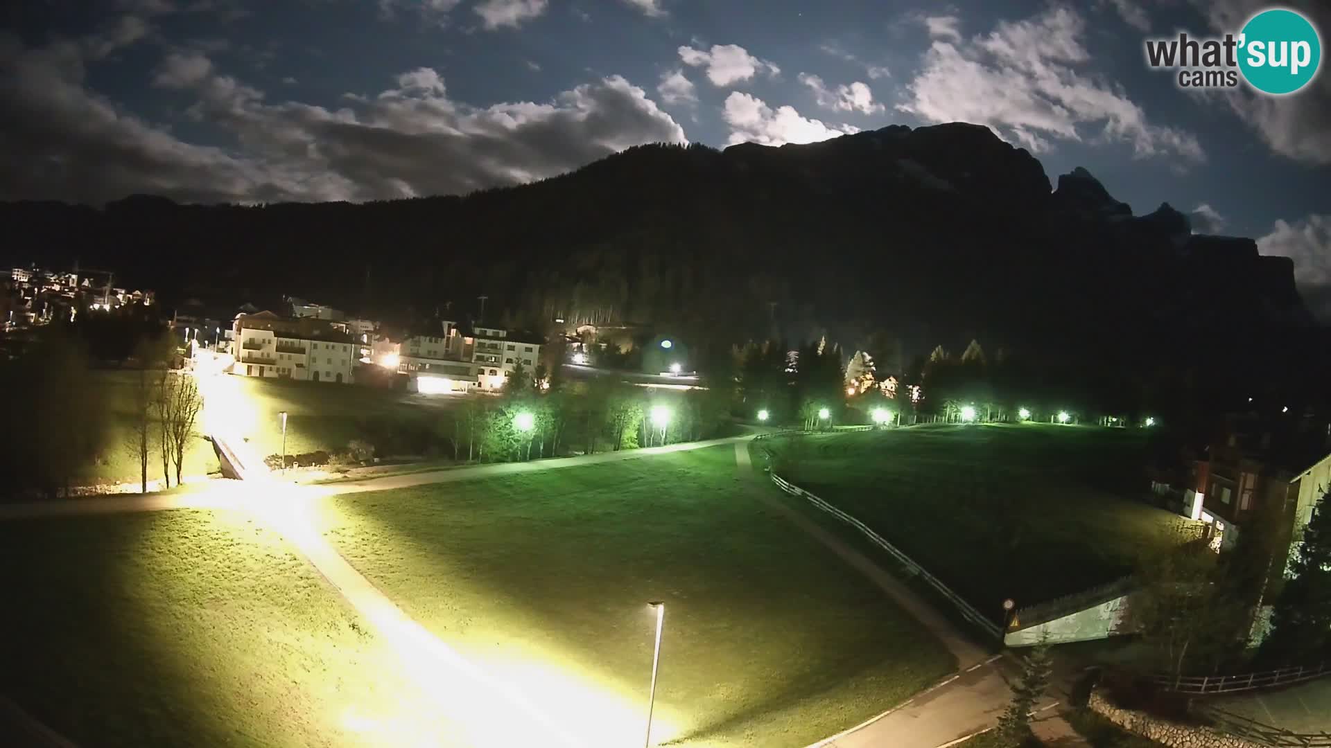 Corvara webcam | Spektakuläre Ausblicke auf die Sellagruppe