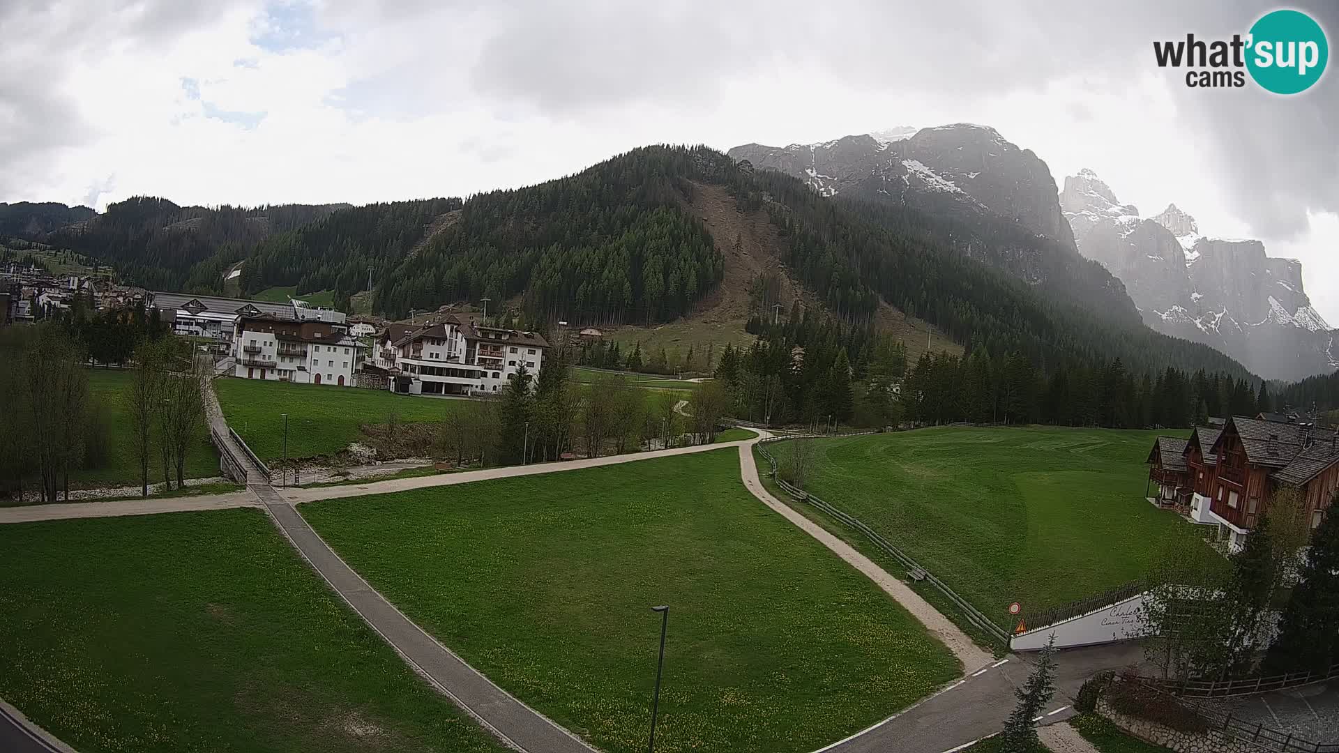 Webcam Corvara in Badia: Spectacular Views of the Sella Group