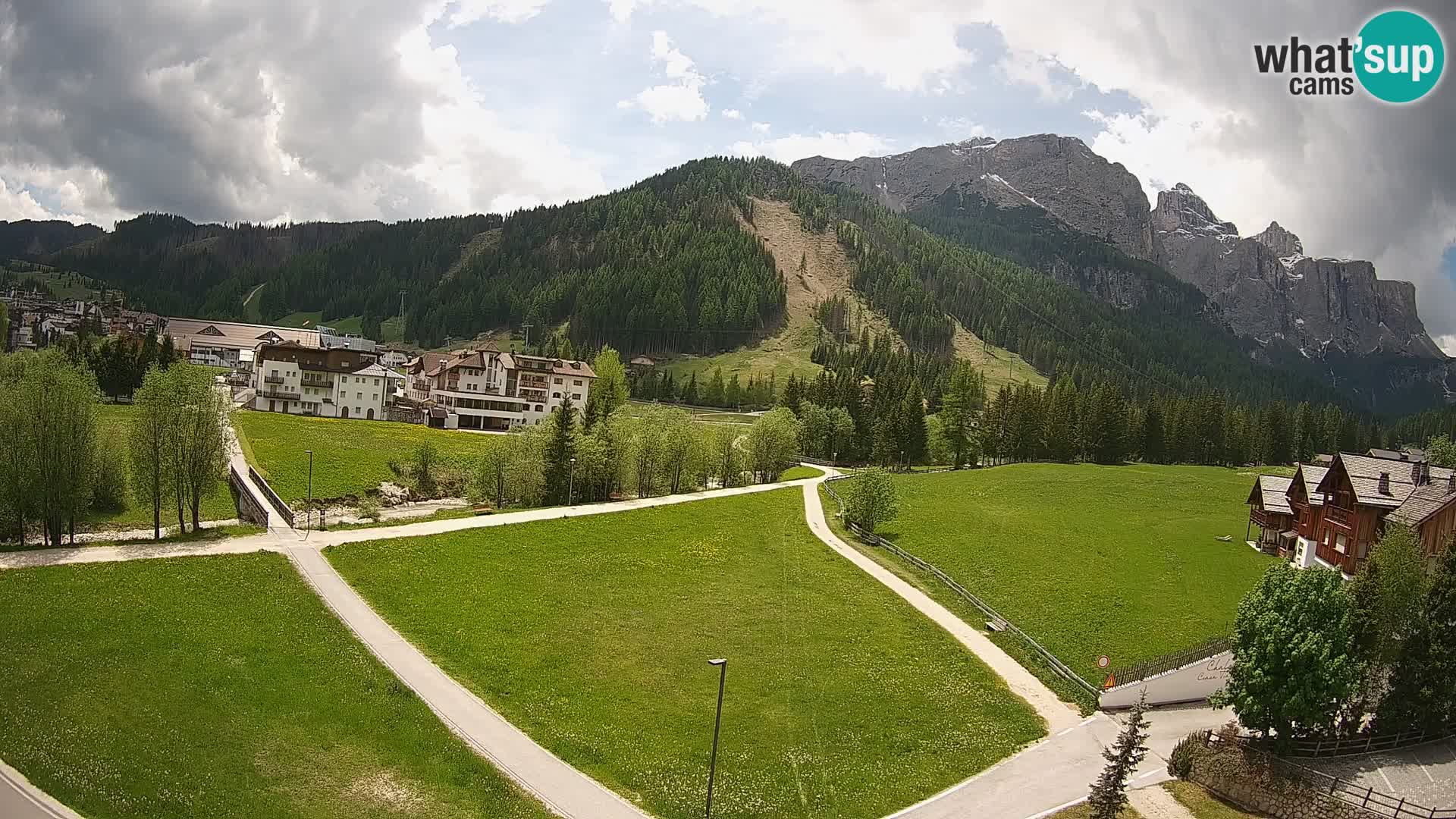 Corvara webcam | Spektakuläre Ausblicke auf die Sellagruppe