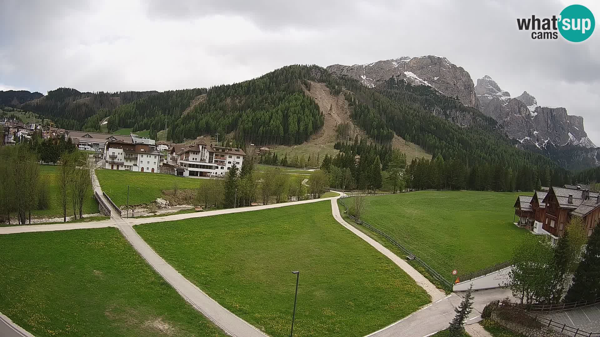 Corvara webcam | Spektakuläre Ausblicke auf die Sellagruppe