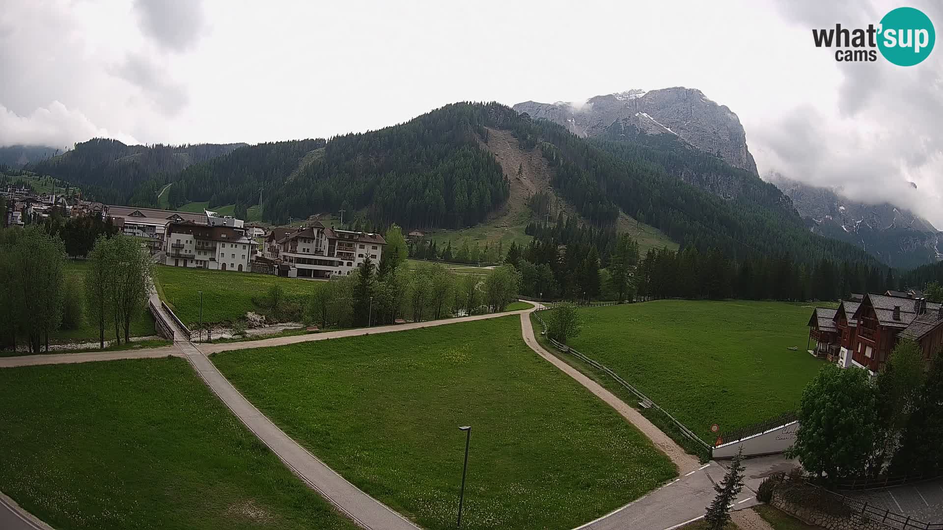 Webcam Corvara in Badia: Spectacular Views of the Sella Group