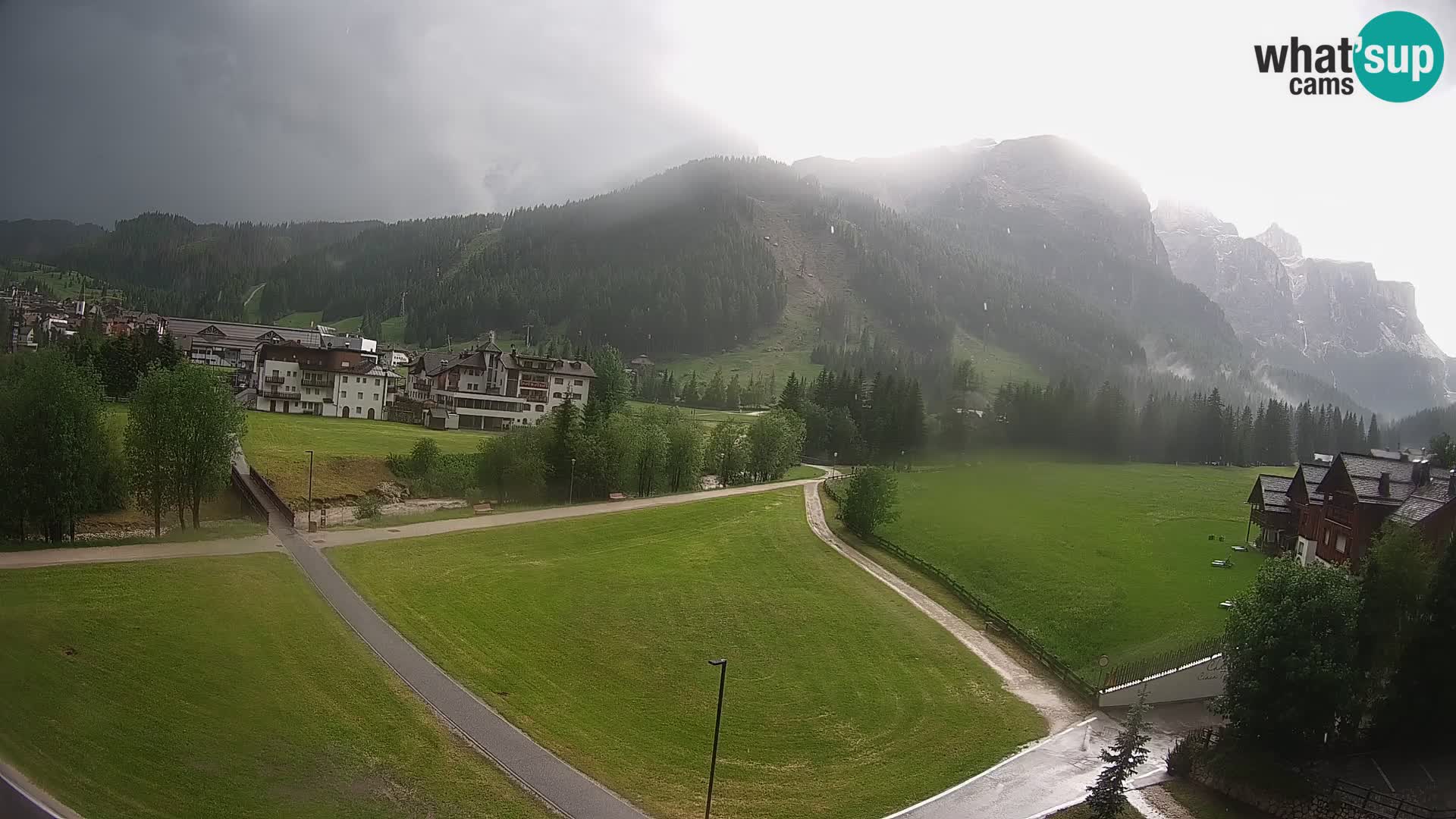 Webcam Corvara in Badia: Spectacular Views of the Sella Group