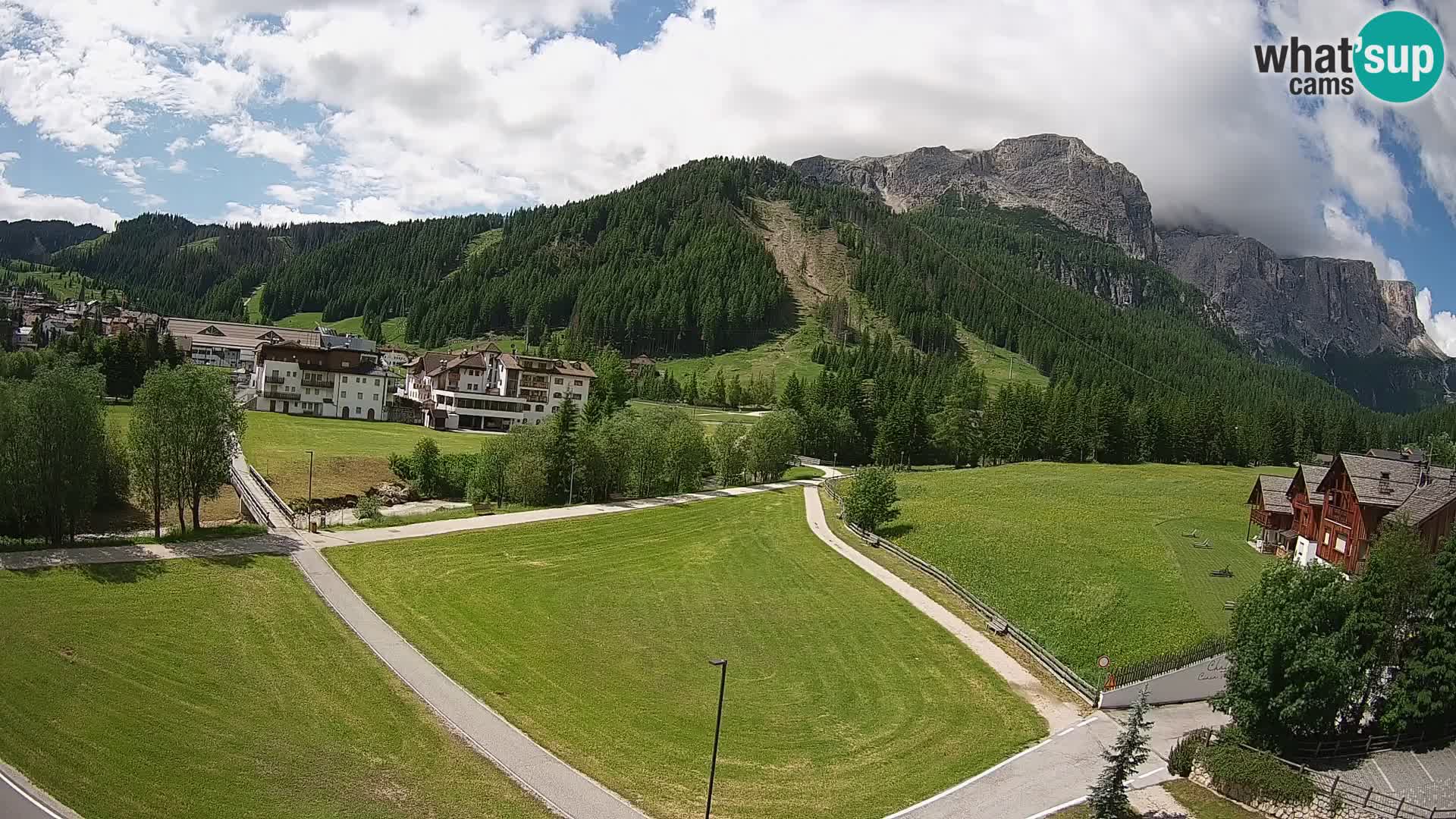 Corvara webcam | Spektakuläre Ausblicke auf die Sellagruppe