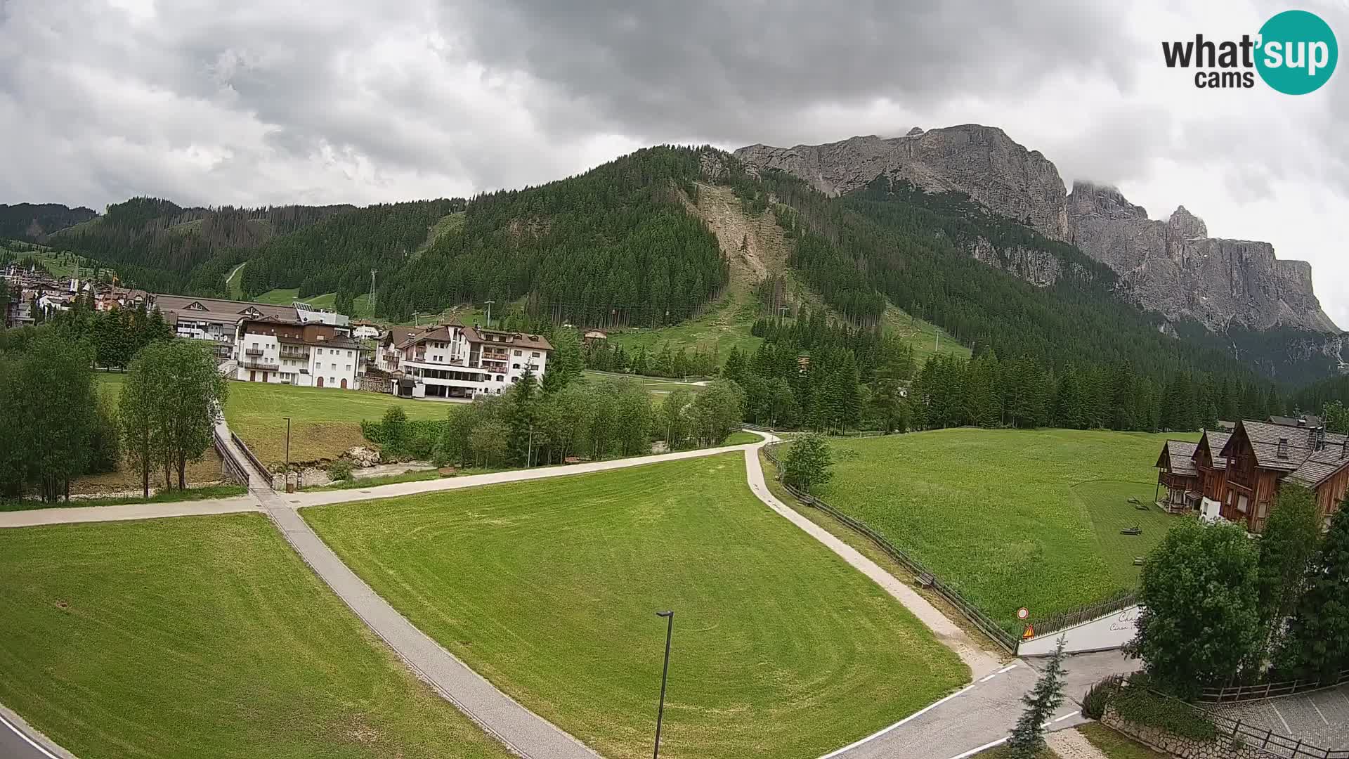 Corvara webcam | Spektakuläre Ausblicke auf die Sellagruppe