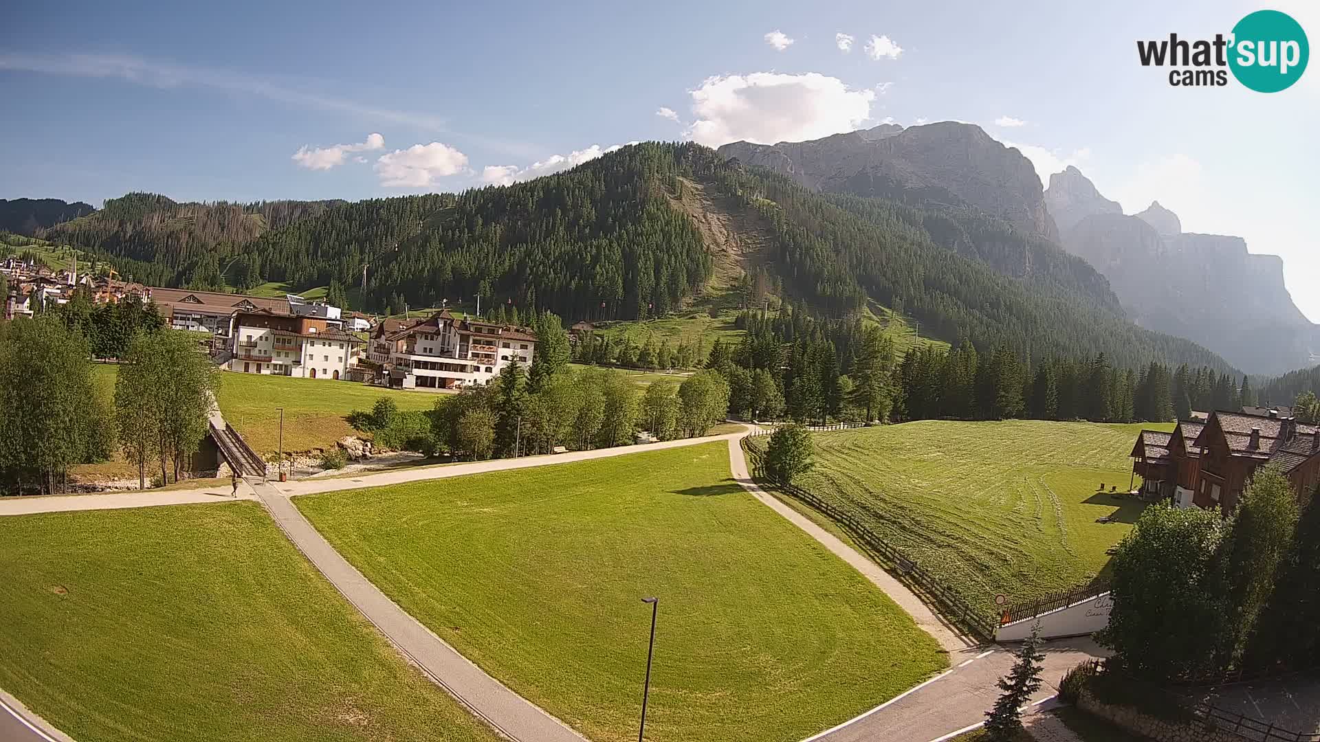 Webcam Corvara in Badia: Spectacular Views of the Sella Group