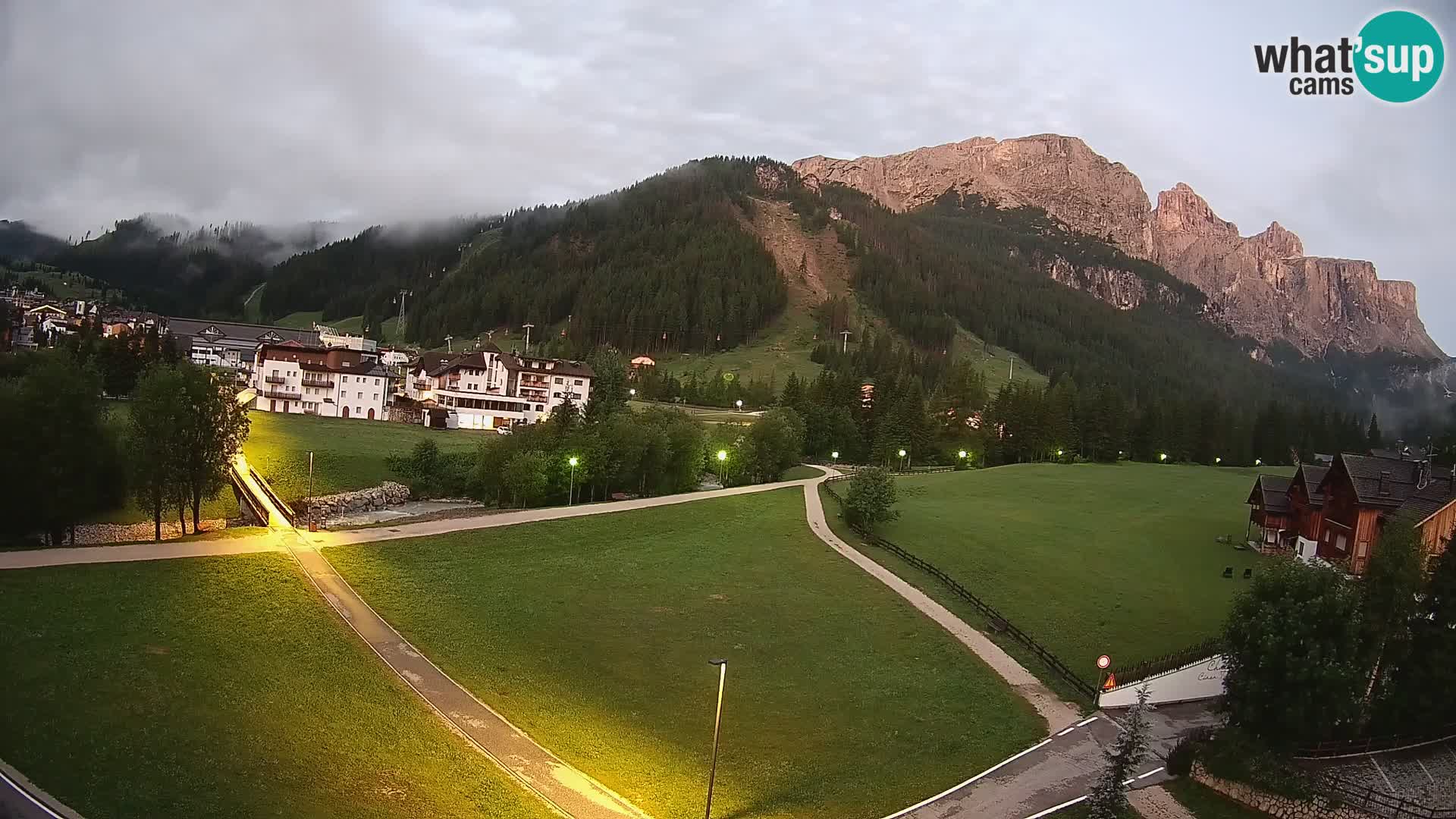 Camera en vivo Corvara | Vistas espectaculares del Grupo Sella