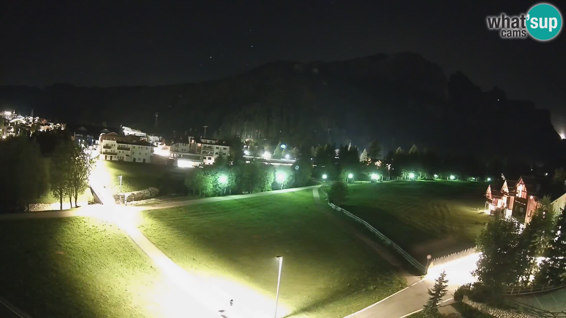 Live cam Corvara | Vues spectaculaires sur le groupe Sella