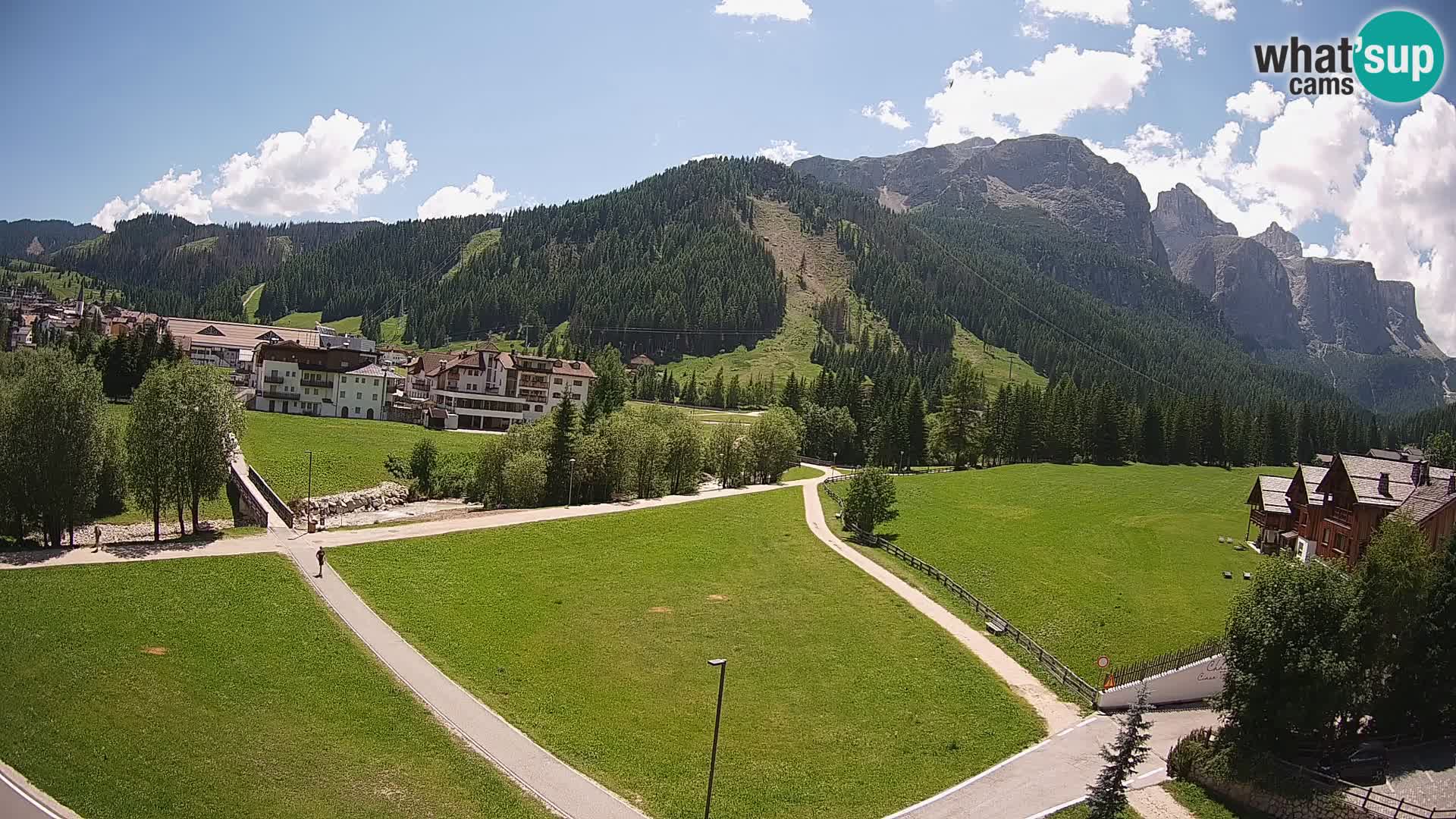 Webcam Corvara in Badia: Spectacular Views of the Sella Group