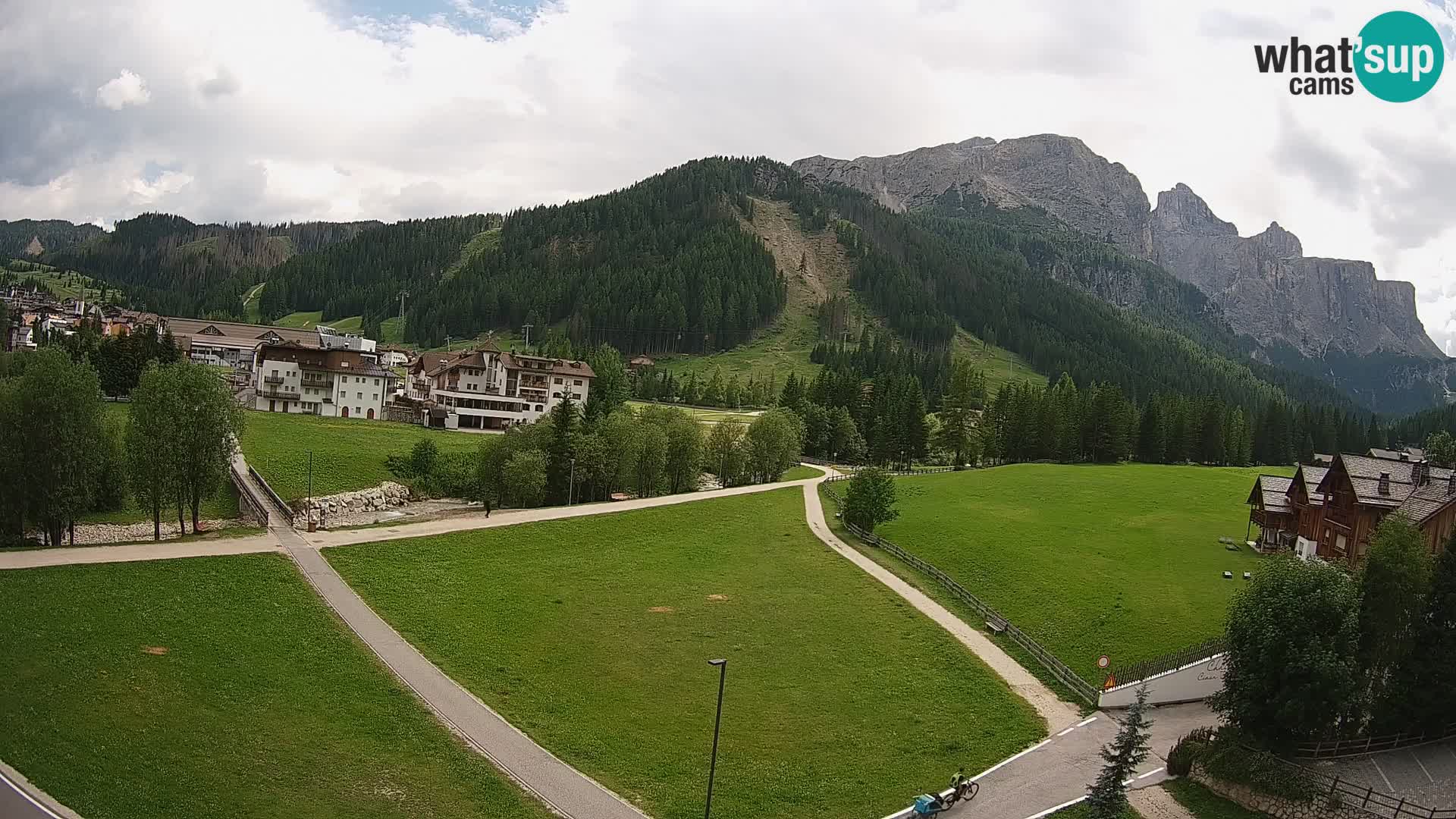 Webcam Corvara in Badia: Spectacular Views of the Sella Group