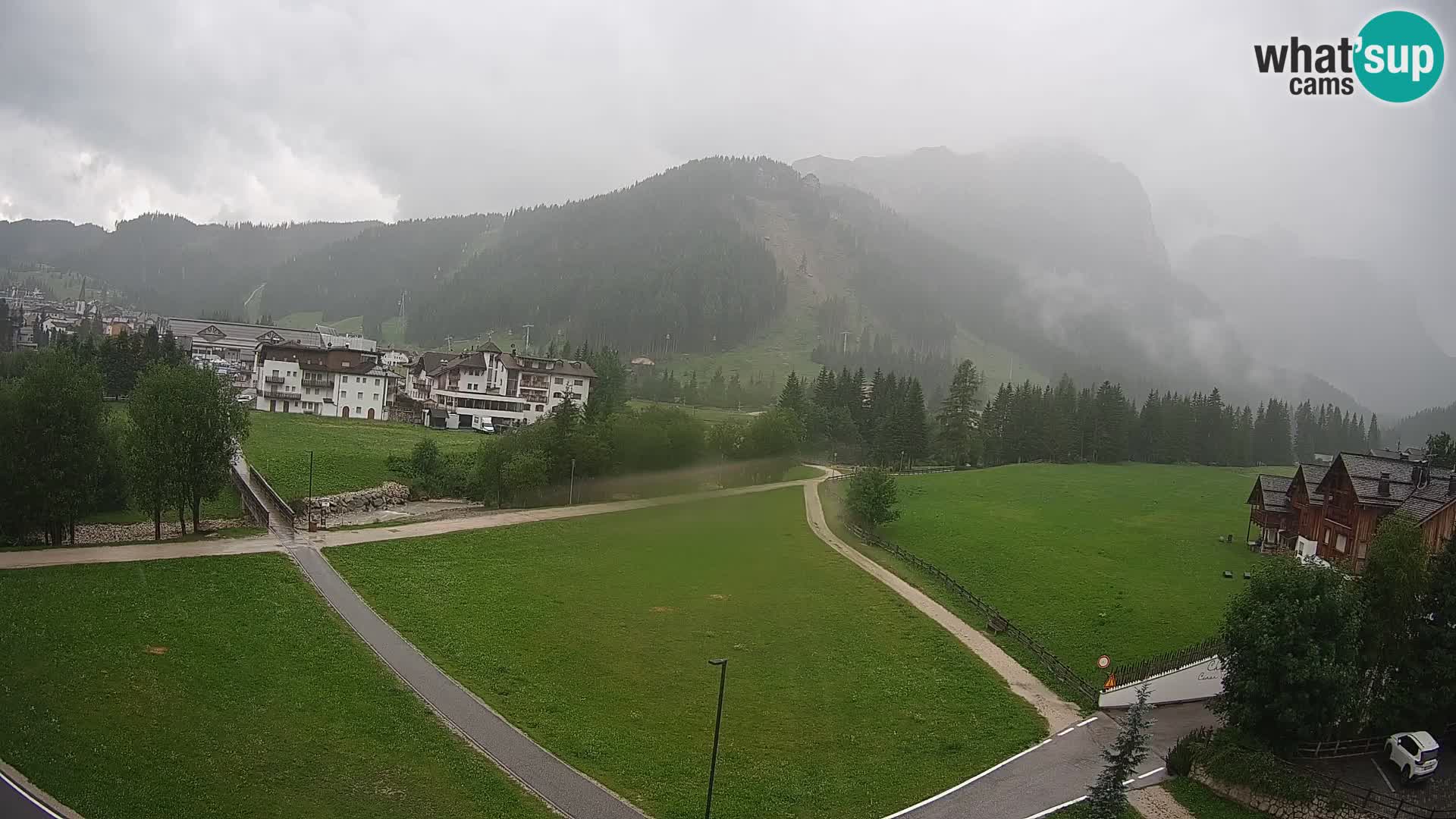 Corvara webcam | Spektakuläre Ausblicke auf die Sellagruppe