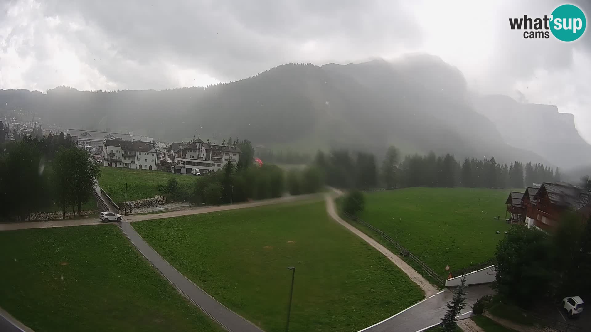 Live cam Corvara | Vues spectaculaires sur le groupe Sella