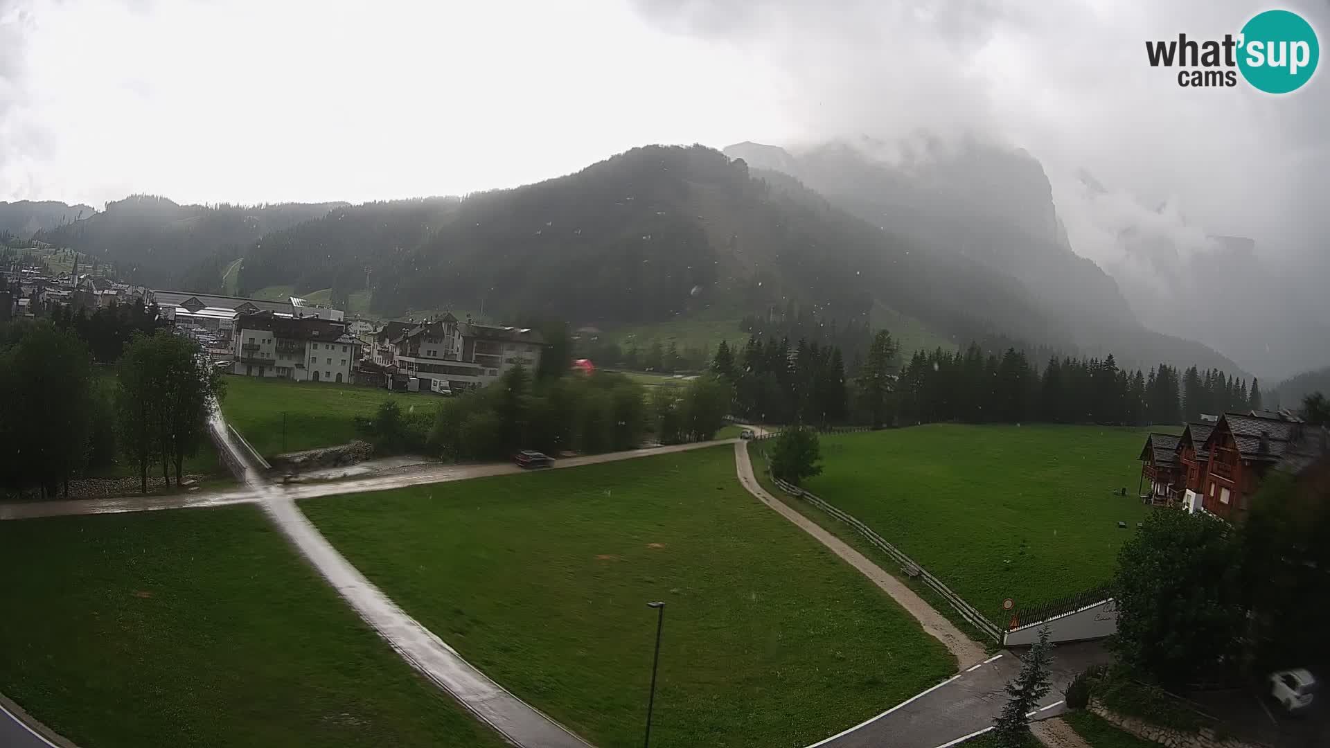 Live cam Corvara | Vues spectaculaires sur le groupe Sella