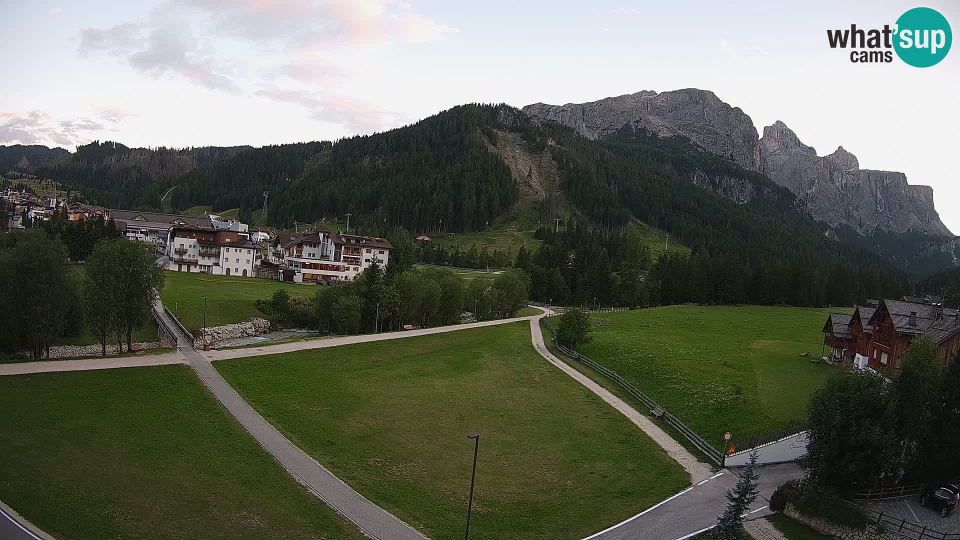 Webcam Corvara in Badia: Spectacular Views of the Sella Group