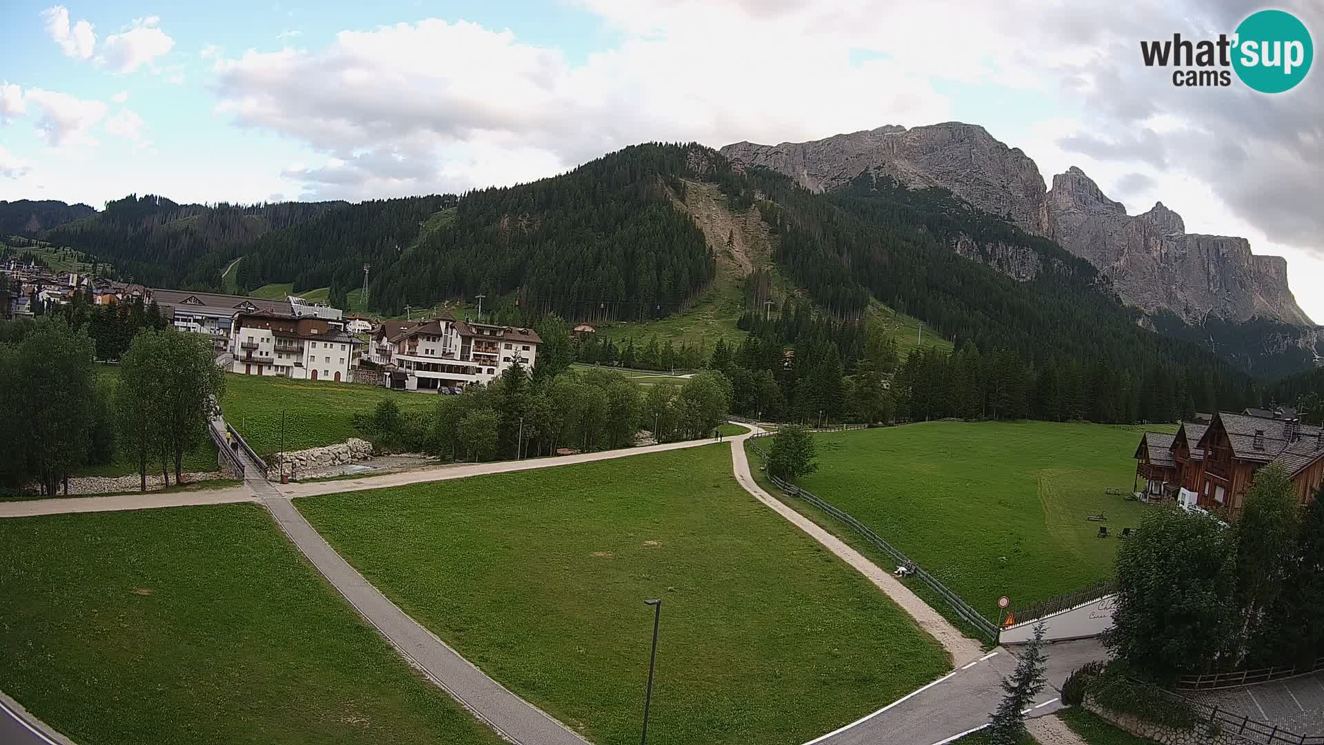 Webcam Corvara in Badia: Spectacular Views of the Sella Group