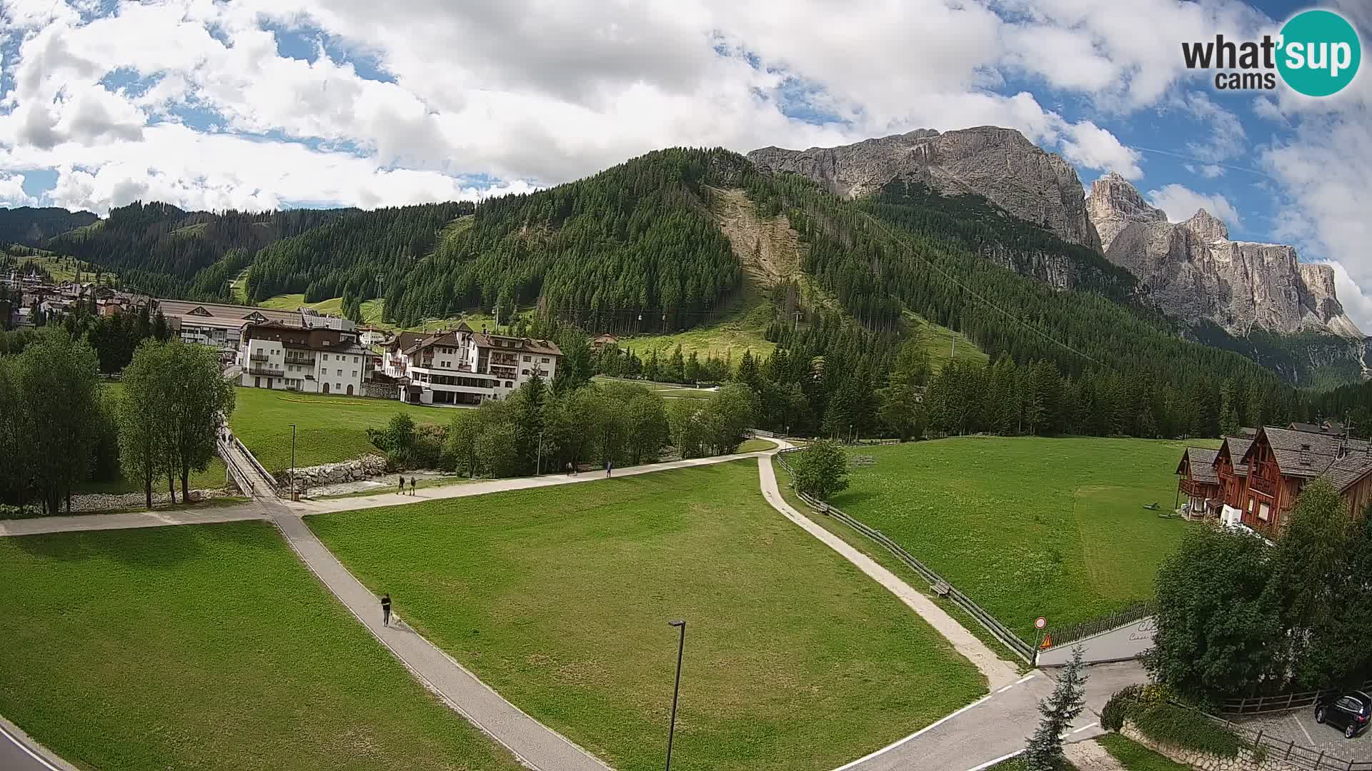 Live cam Corvara | Vues spectaculaires sur le groupe Sella