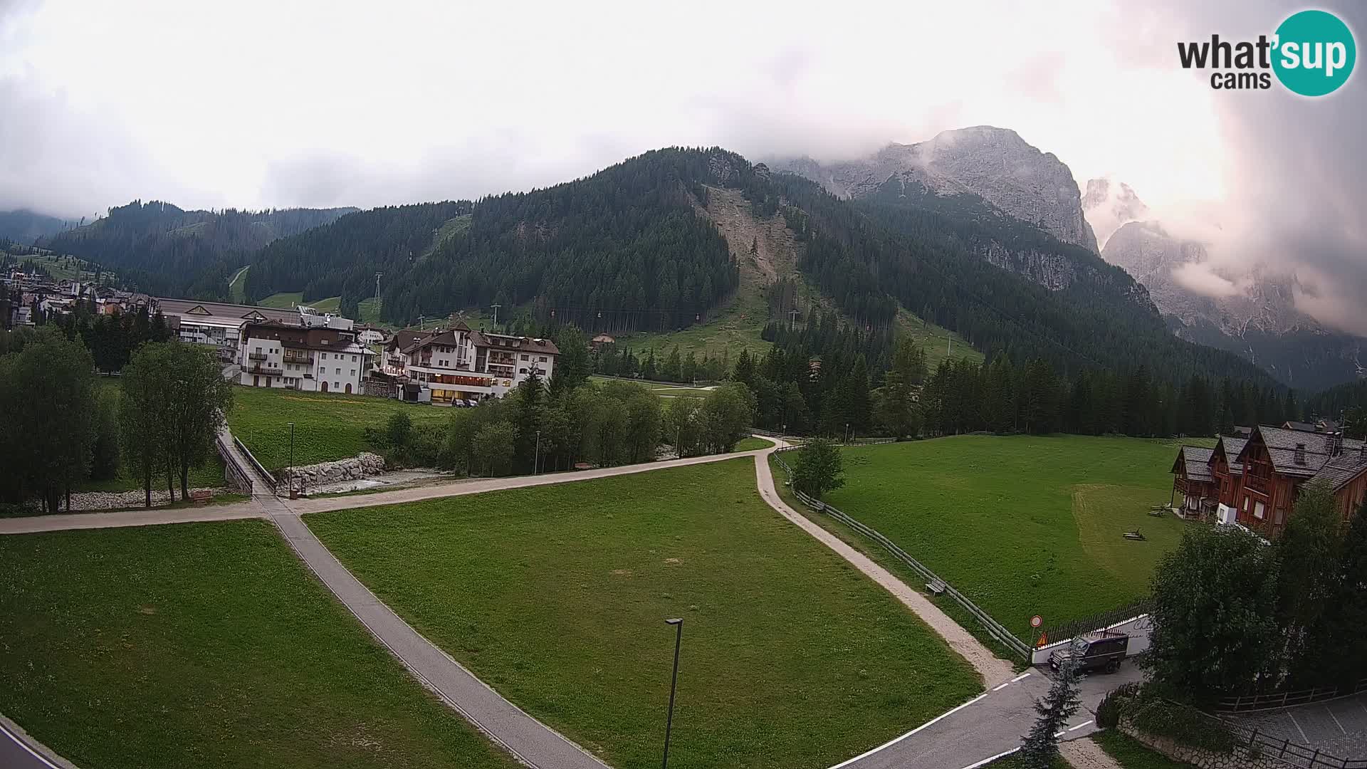 Corvara webcam | Spektakuläre Ausblicke auf die Sellagruppe