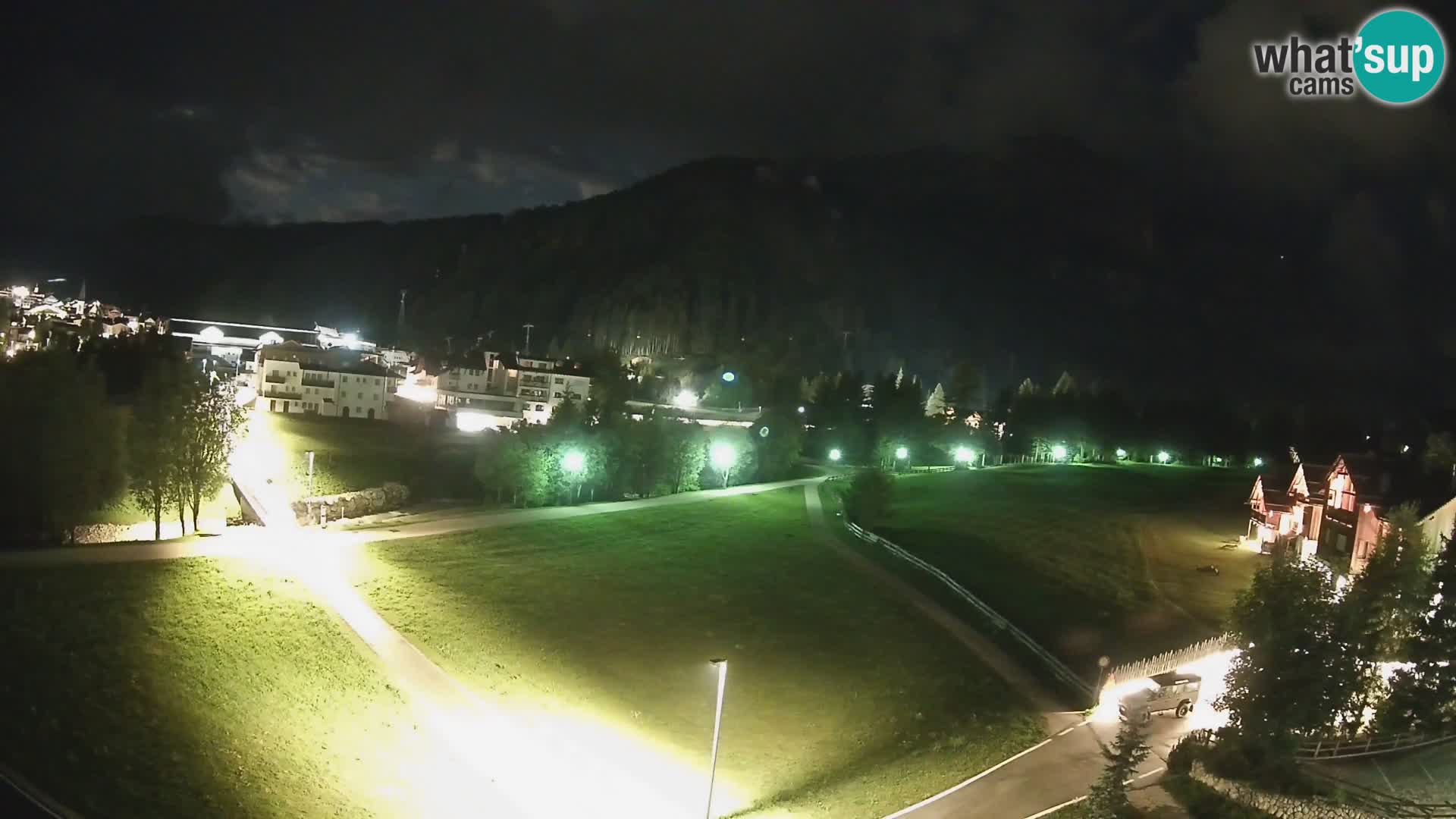Live cam Corvara | Vues spectaculaires sur le groupe Sella