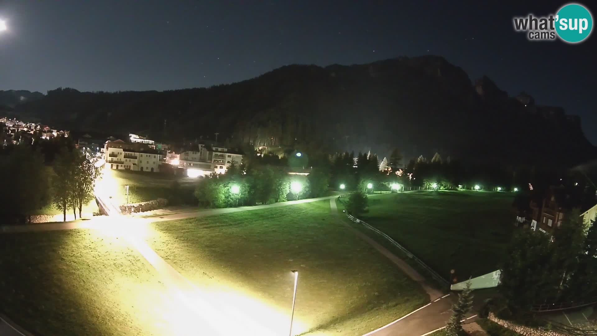 Live cam Corvara | Vues spectaculaires sur le groupe Sella