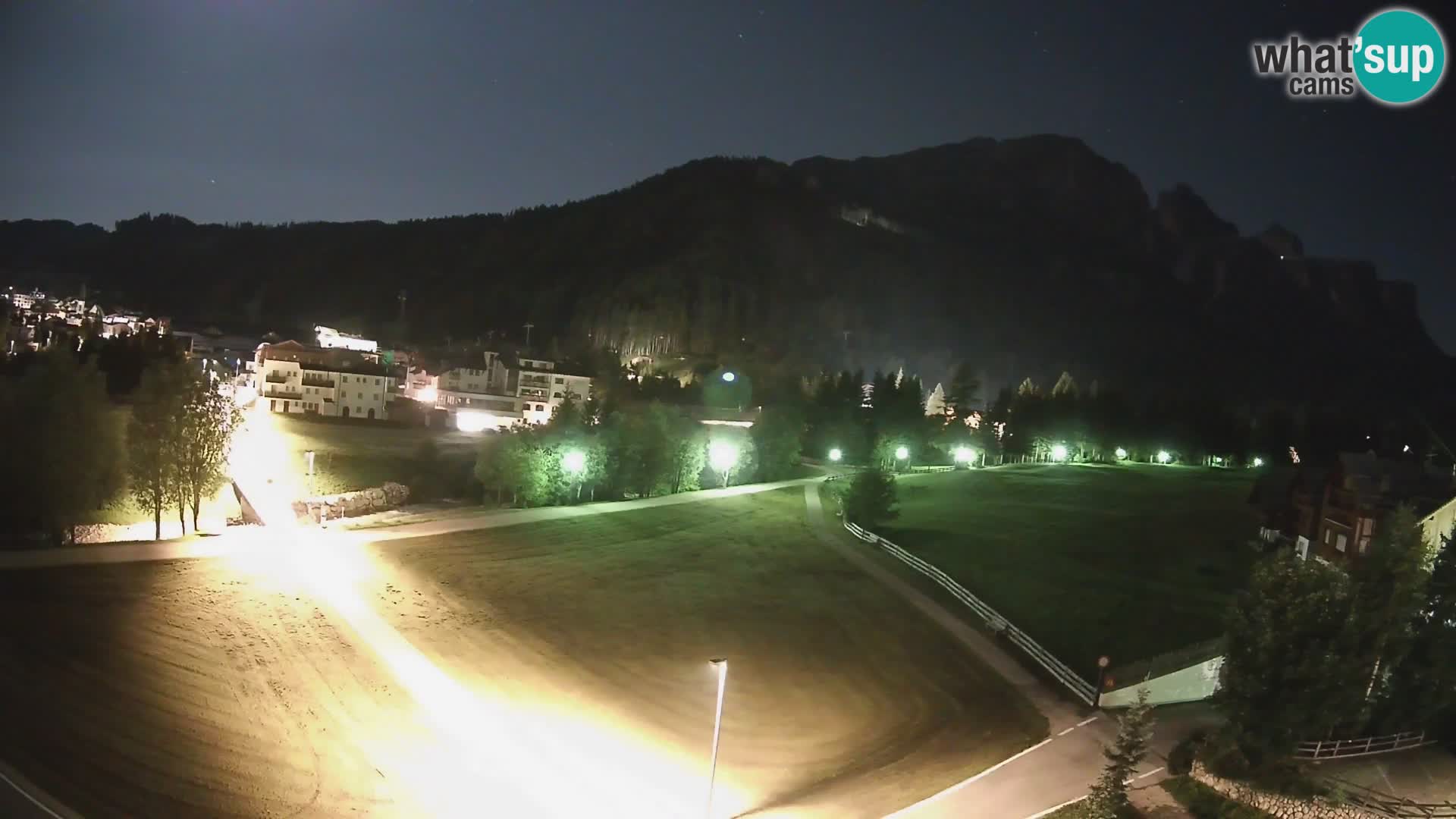Live cam Corvara | Vues spectaculaires sur le groupe Sella