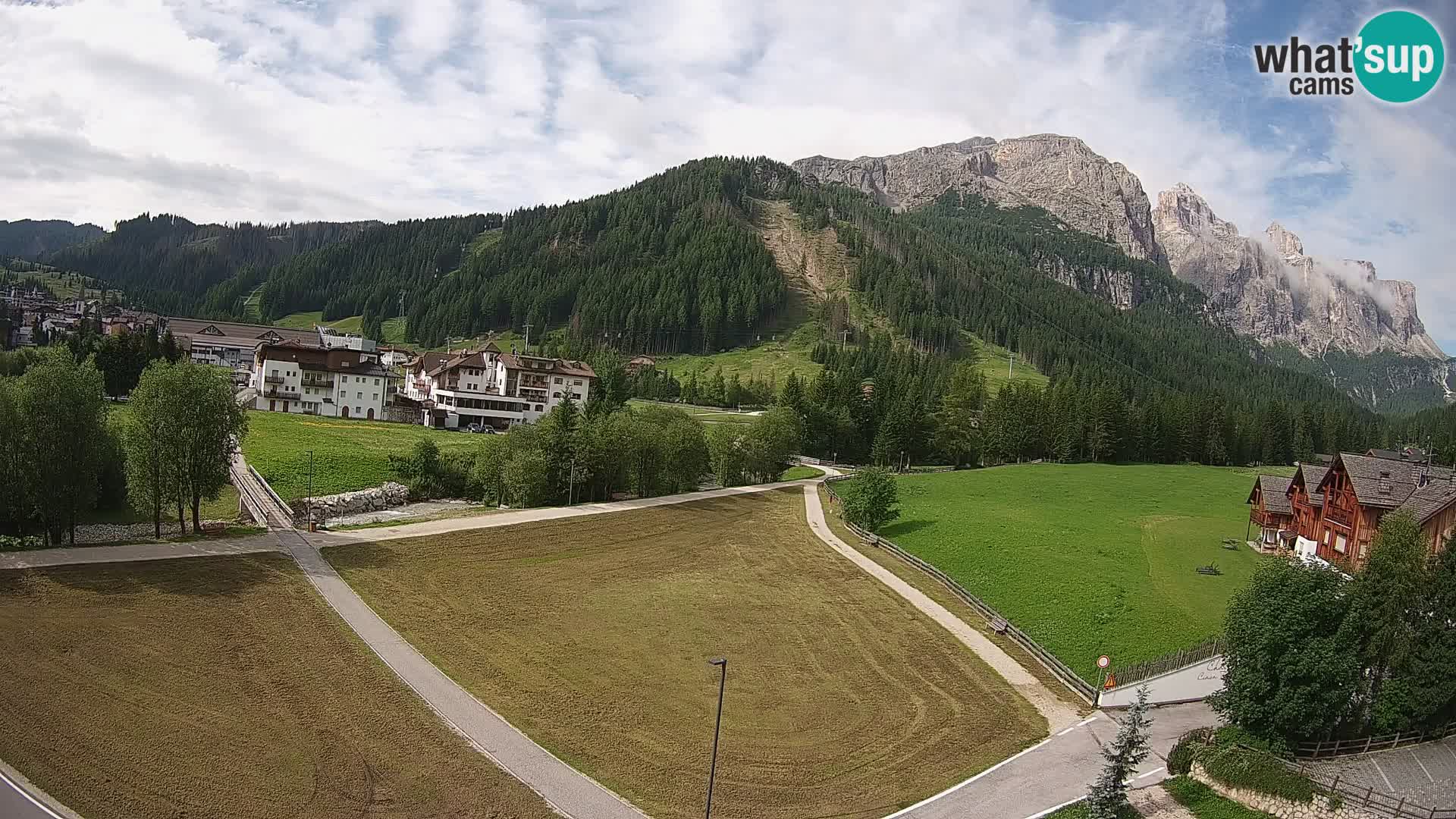 Live cam Corvara | Vues spectaculaires sur le groupe Sella