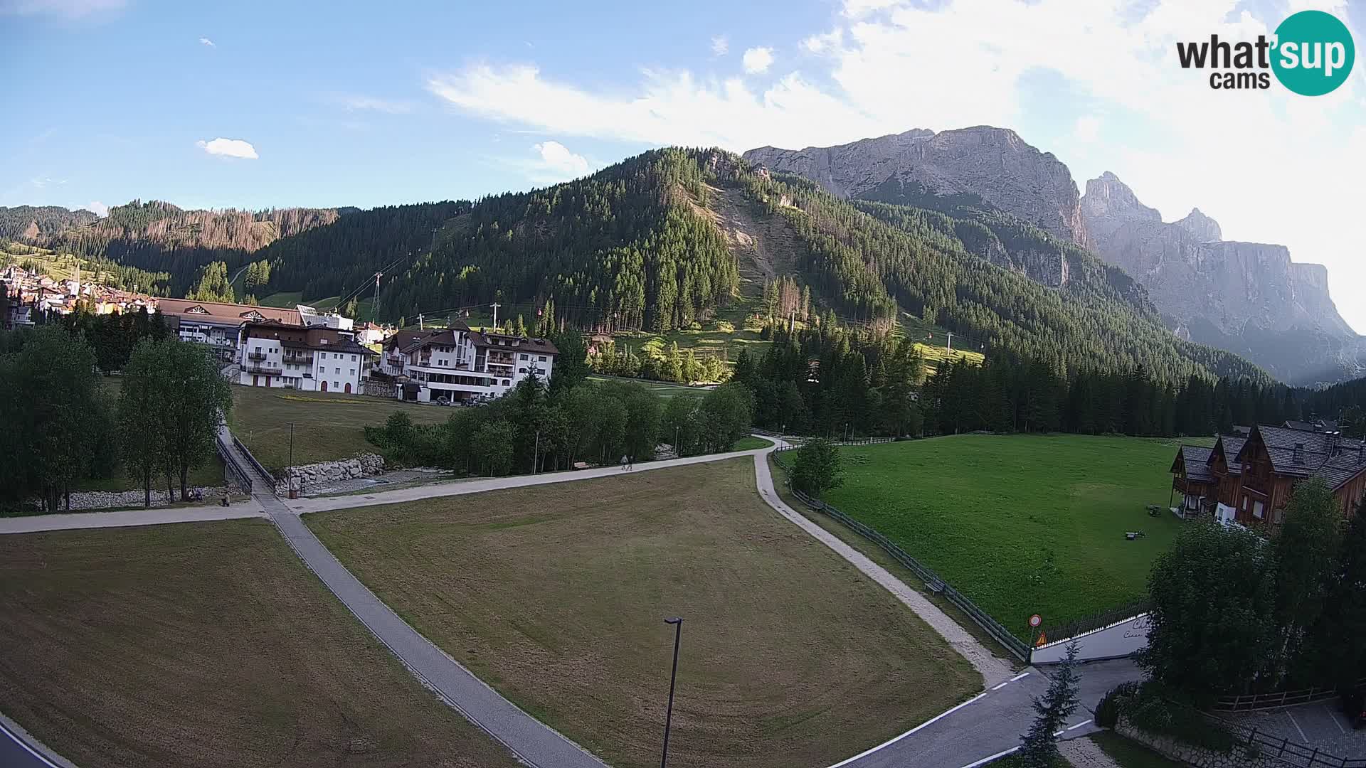 Webcam Corvara in Badia: Spectacular Views of the Sella Group