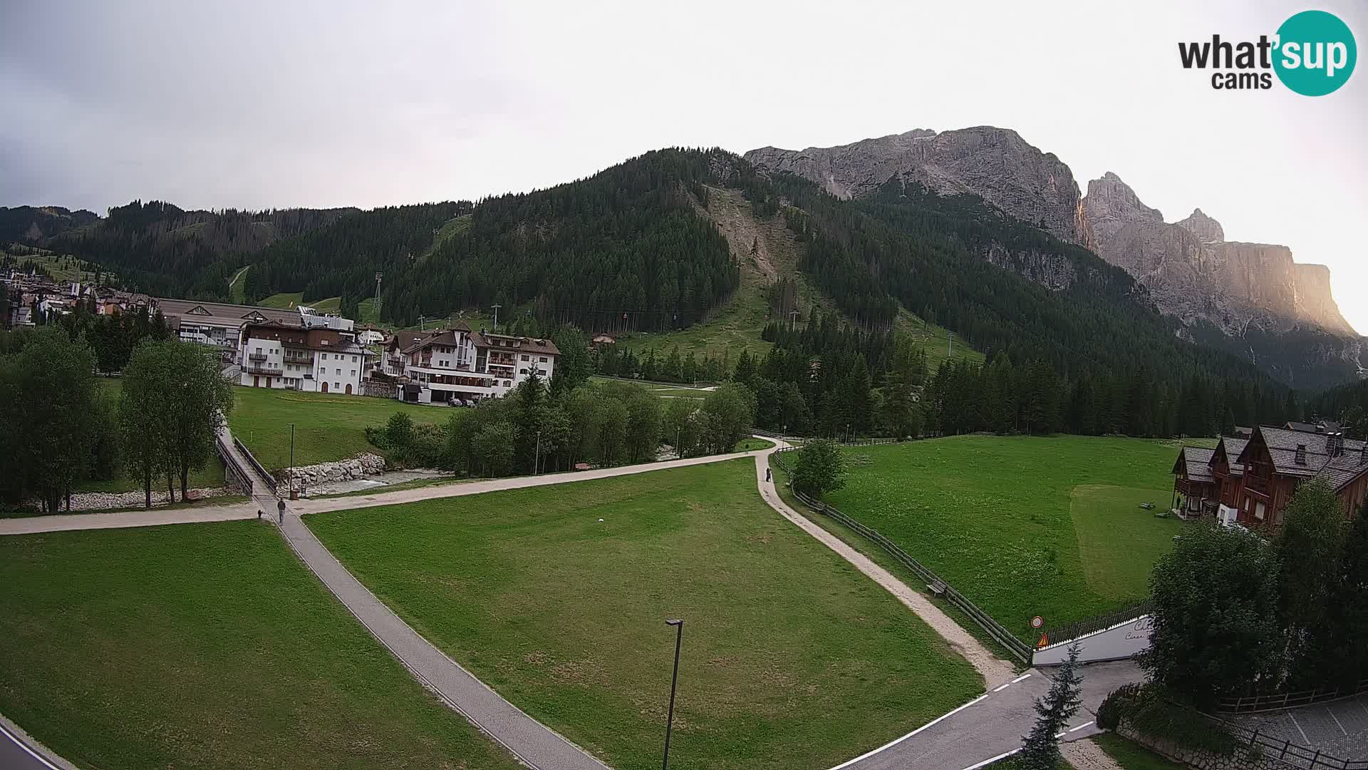 Webcam Corvara in Badia: Spectacular Views of the Sella Group