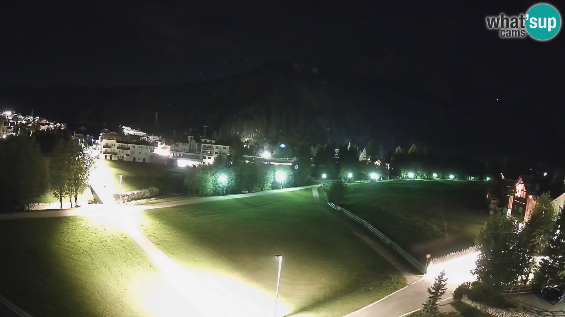 Live cam Corvara | Vues spectaculaires sur le groupe Sella