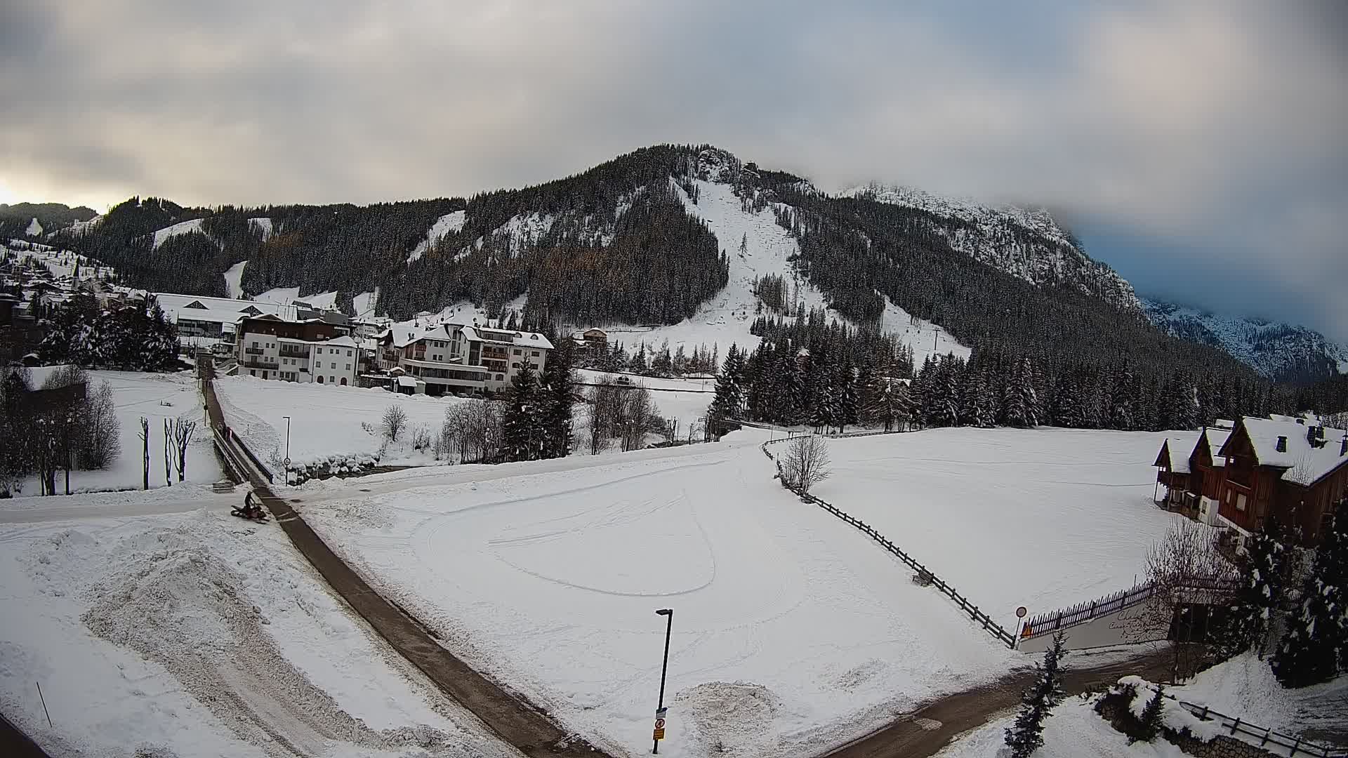 Corvara webcam | Spektakuläre Ausblicke auf die Sellagruppe