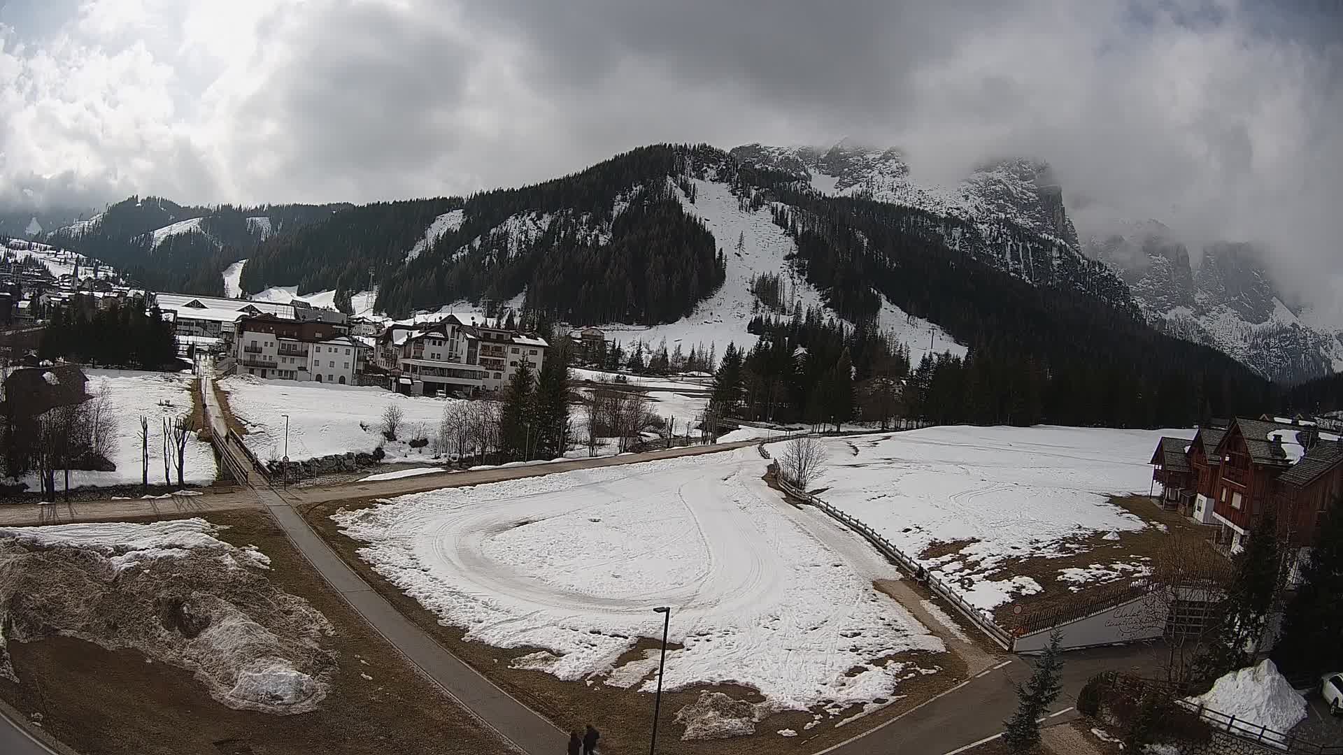 Webcam Corvara in Badia: Spectacular Views of the Sella Group