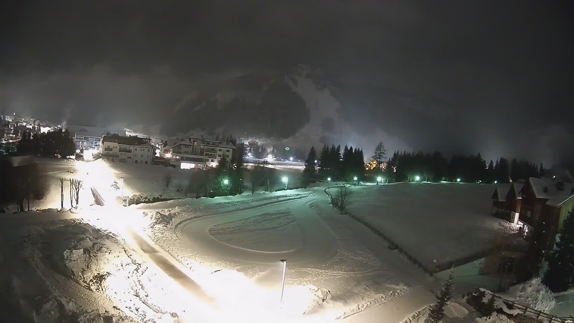 Webcam Corvara in Badia: Spectacular Views of the Sella Group