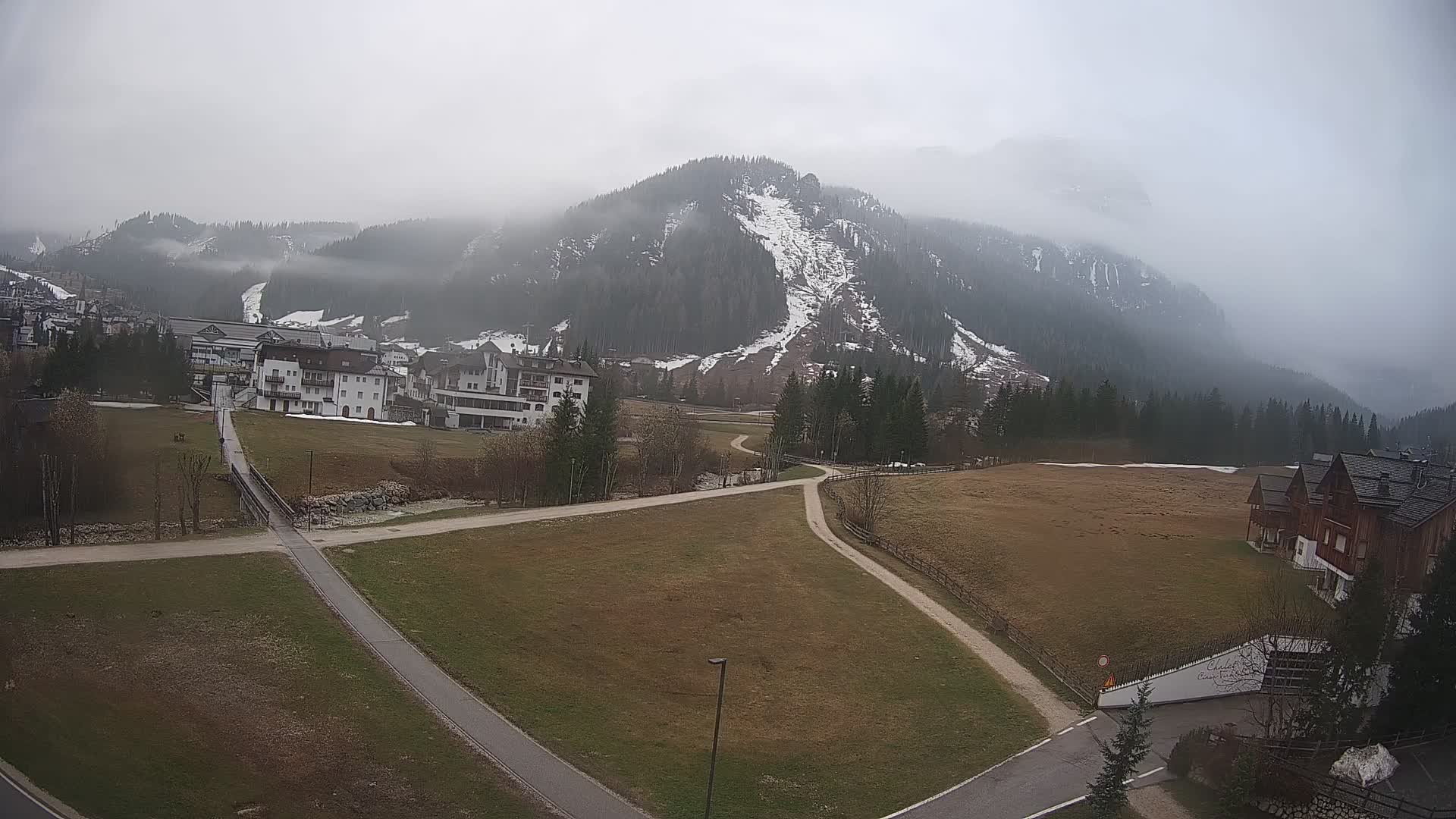 Corvara webcam | Spektakuläre Ausblicke auf die Sellagruppe