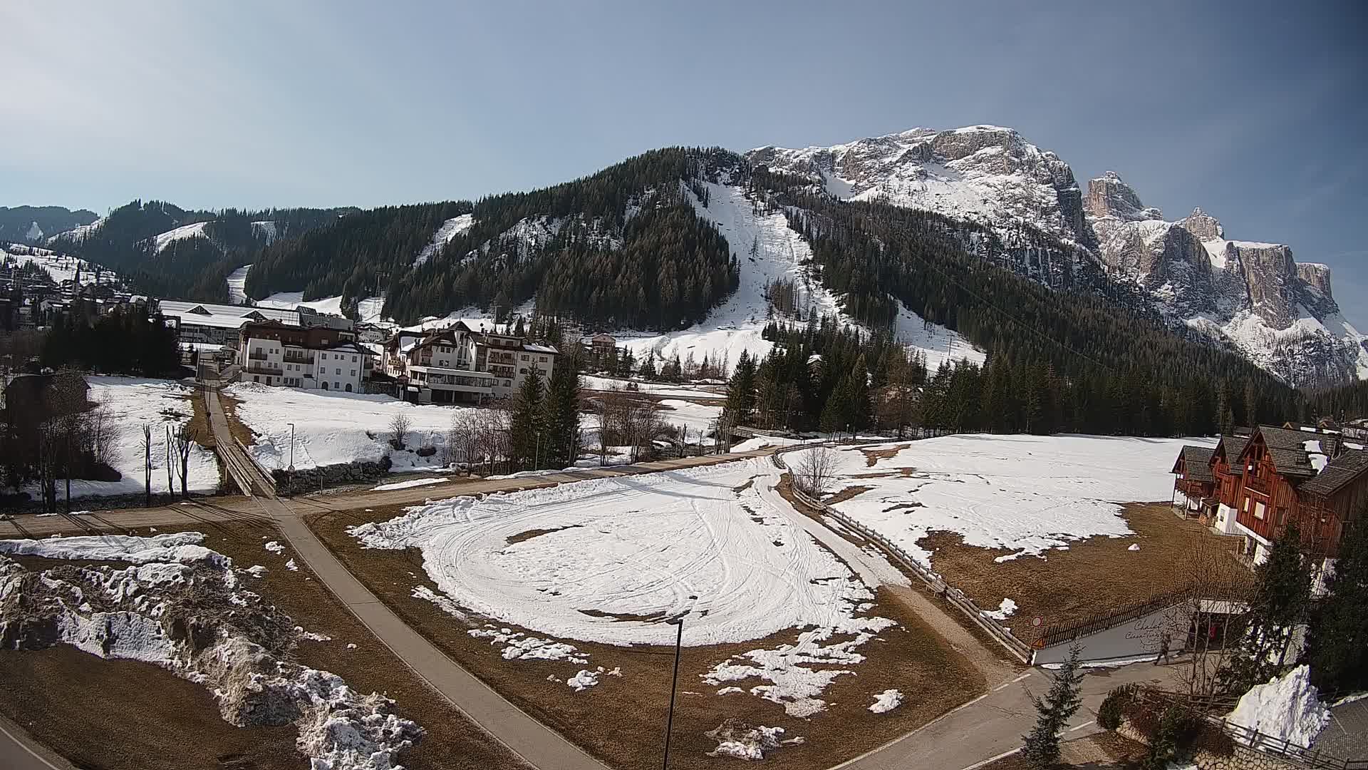 Corvara webcam | Spektakuläre Ausblicke auf die Sellagruppe