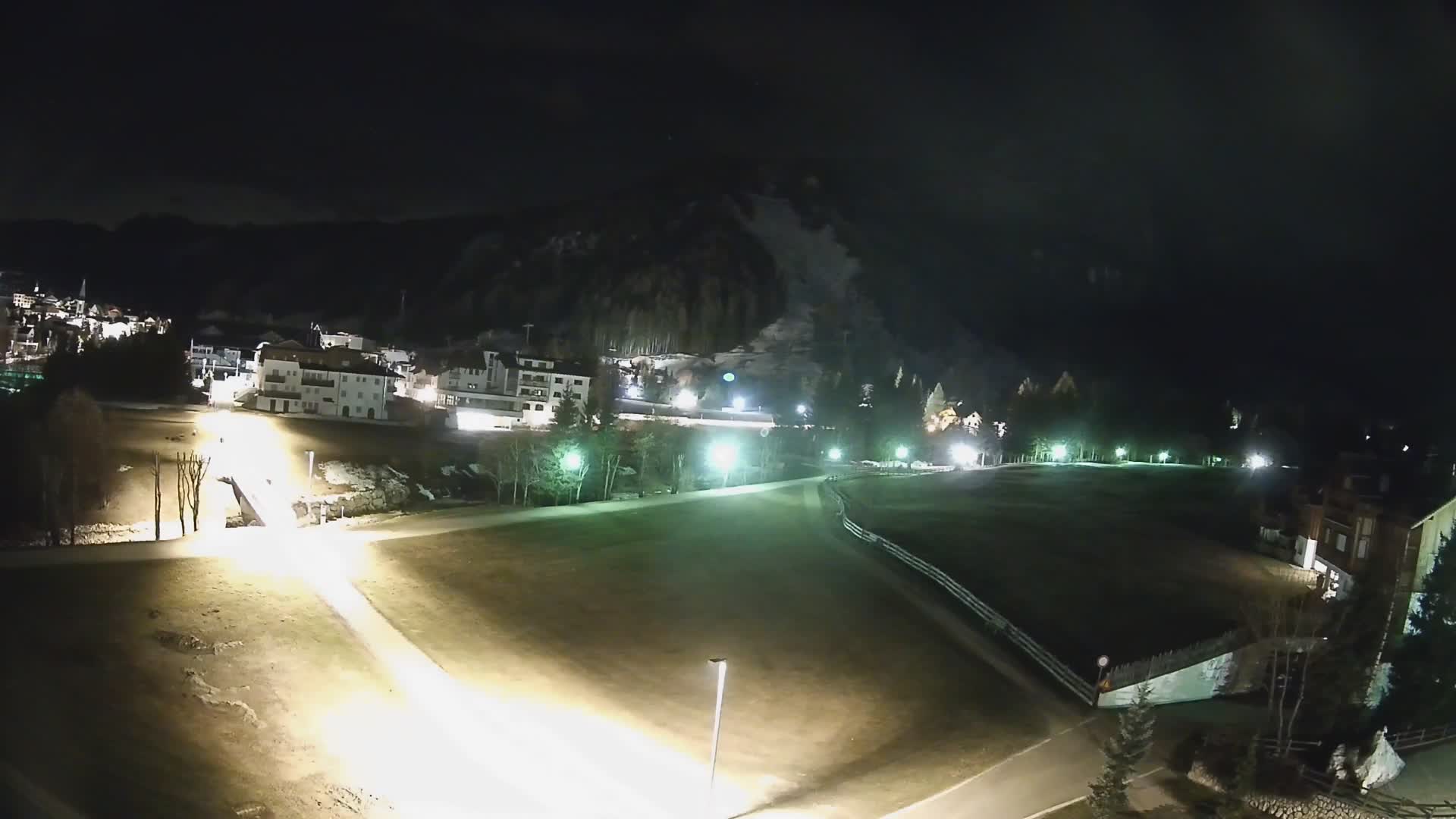 Webcam Corvara in Badia: Spectacular Views of the Sella Group