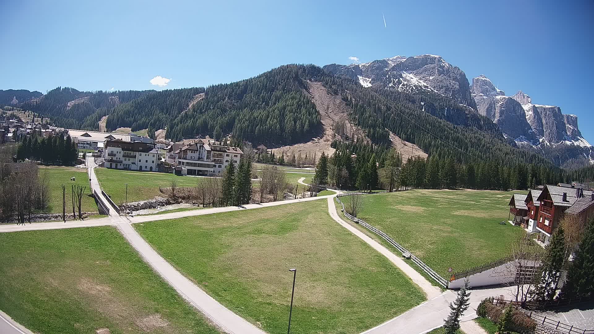 Corvara webcam | Spektakuläre Ausblicke auf die Sellagruppe