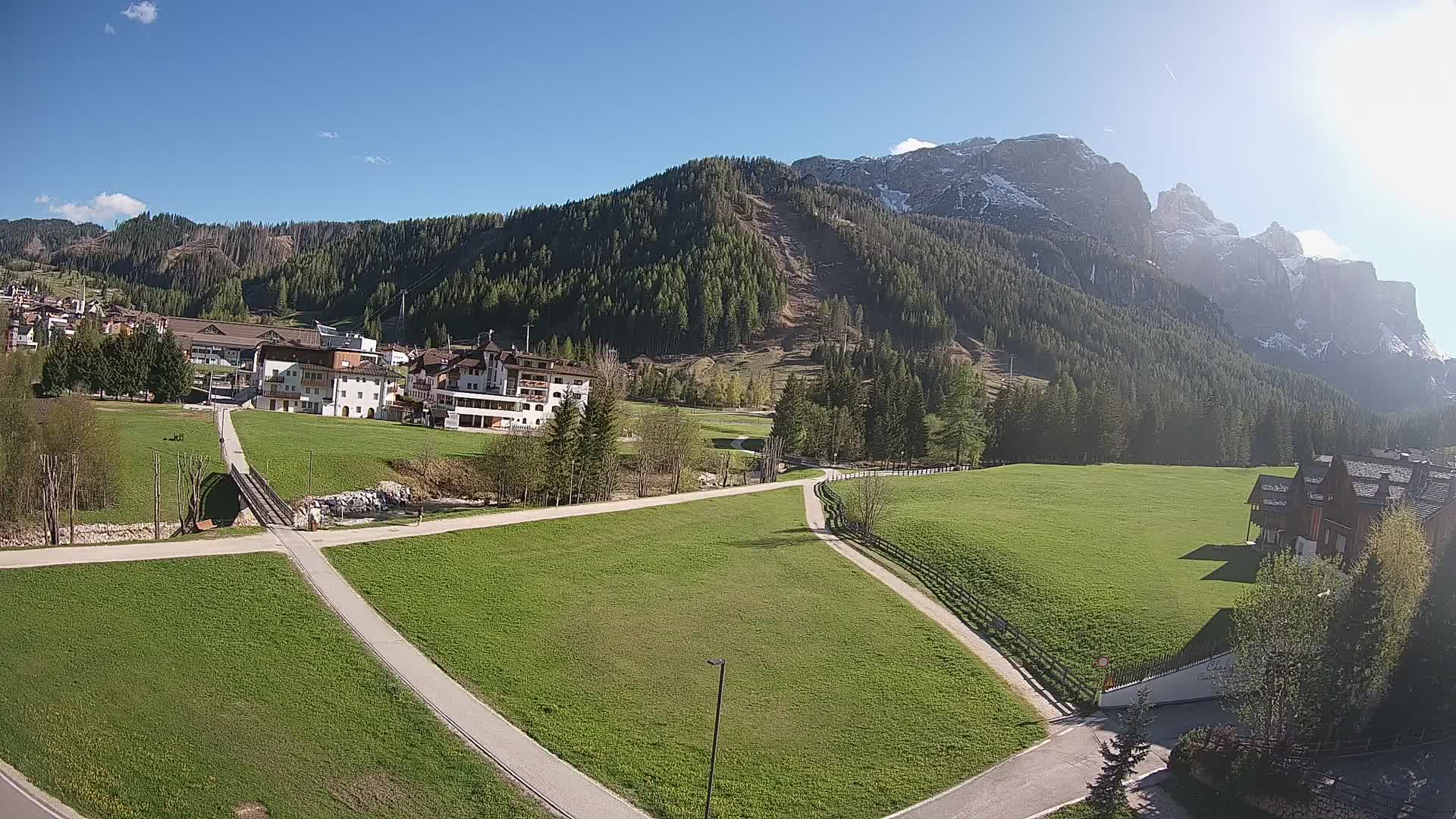 Webcam Corvara in Badia: Spectacular Views of the Sella Group