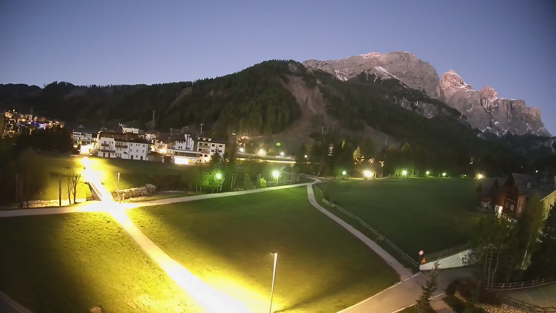 Corvara webcam | Spektakuläre Ausblicke auf die Sellagruppe