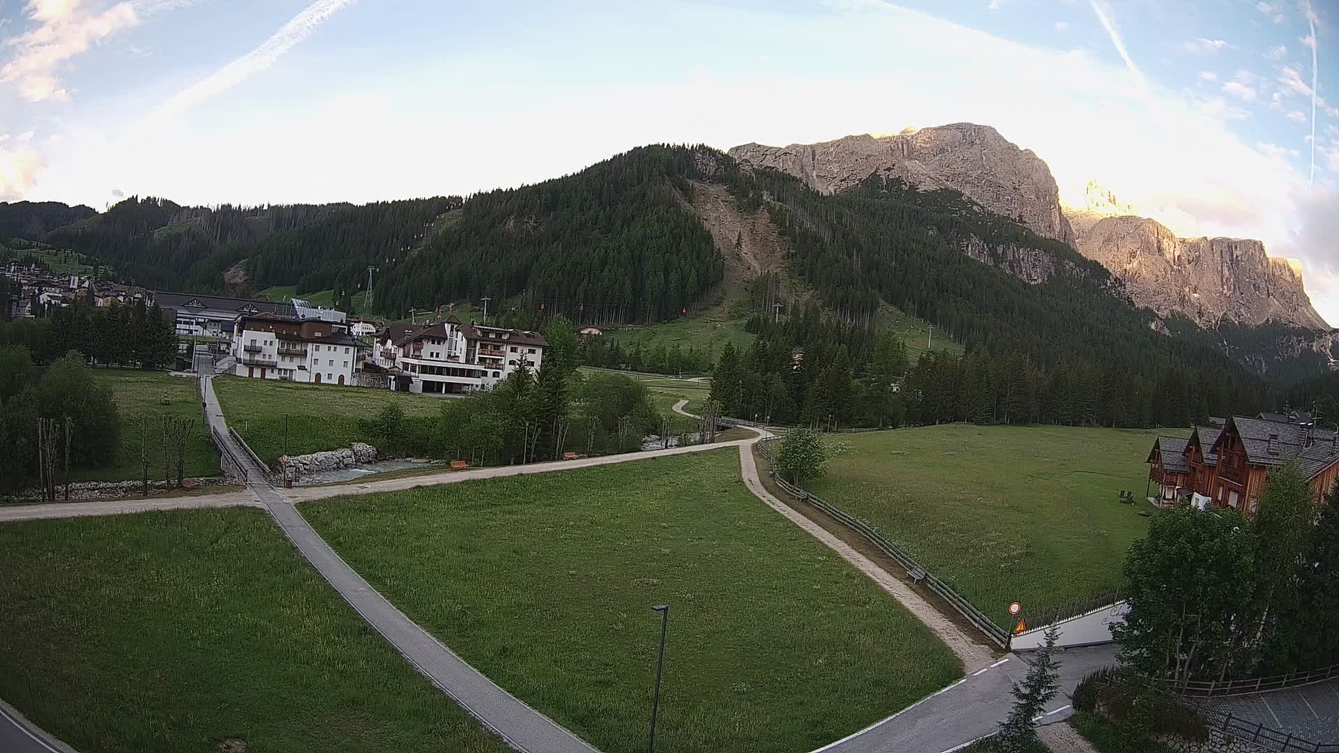 Corvara webcam | Spektakuläre Ausblicke auf die Sellagruppe