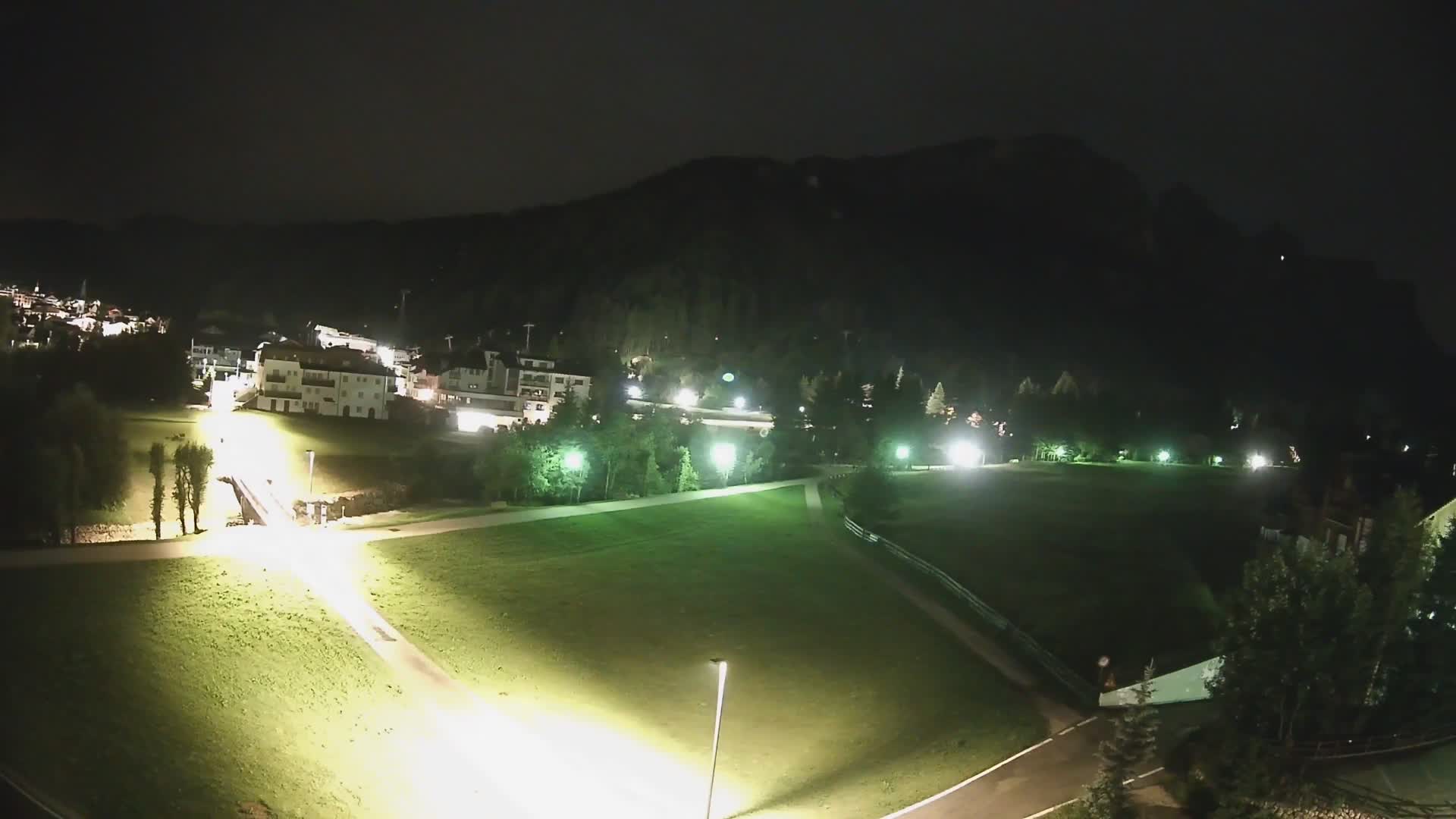 Live cam Corvara | Vues spectaculaires sur le groupe Sella