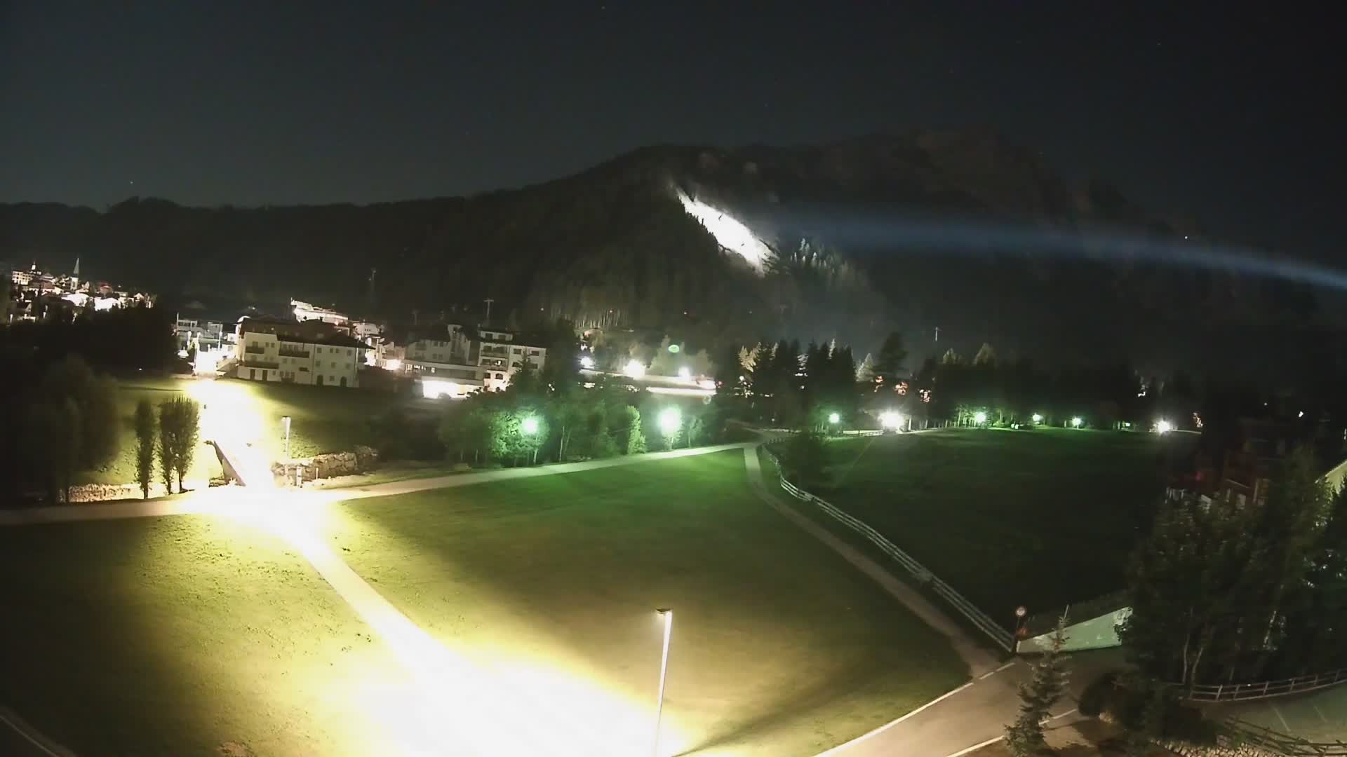 Corvara webcam | Spektakuläre Ausblicke auf die Sellagruppe