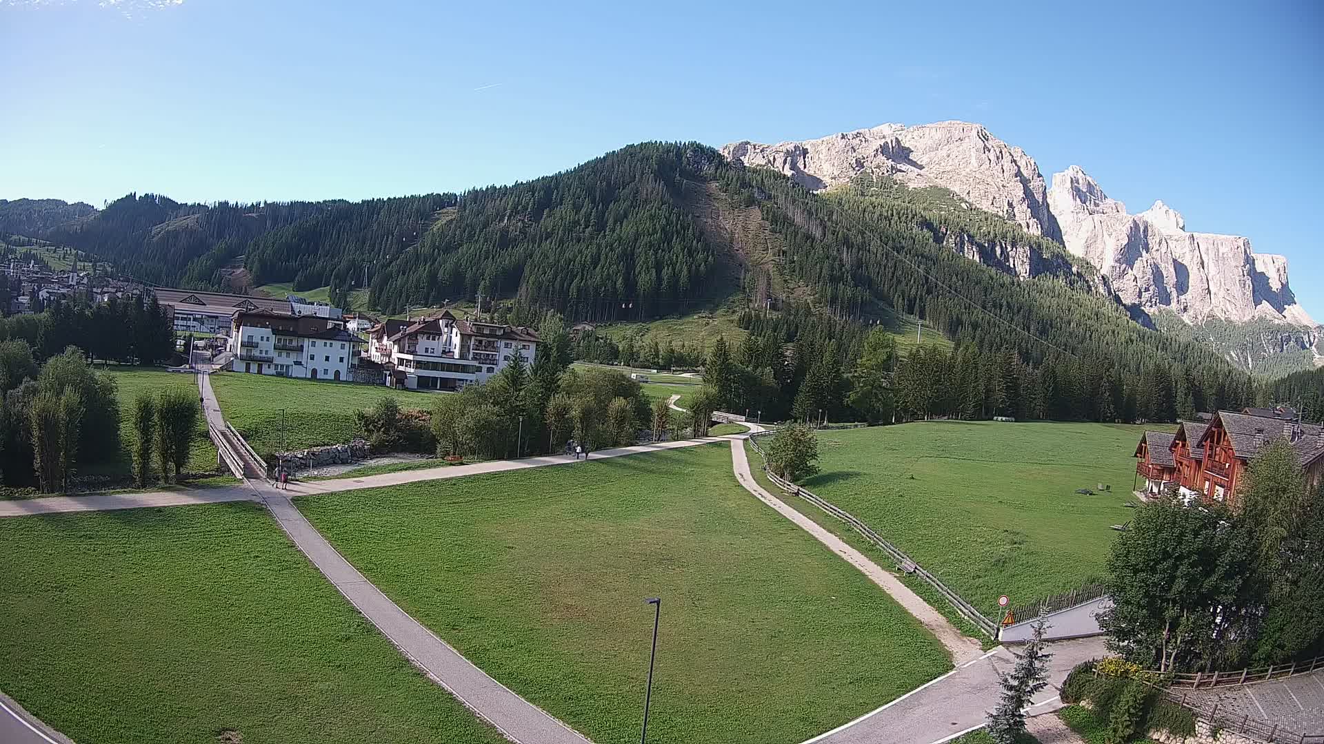 Corvara webcam | Spektakuläre Ausblicke auf die Sellagruppe