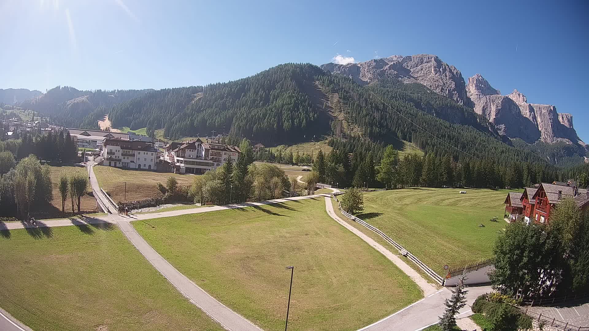 Corvara webcam | Spektakuläre Ausblicke auf die Sellagruppe