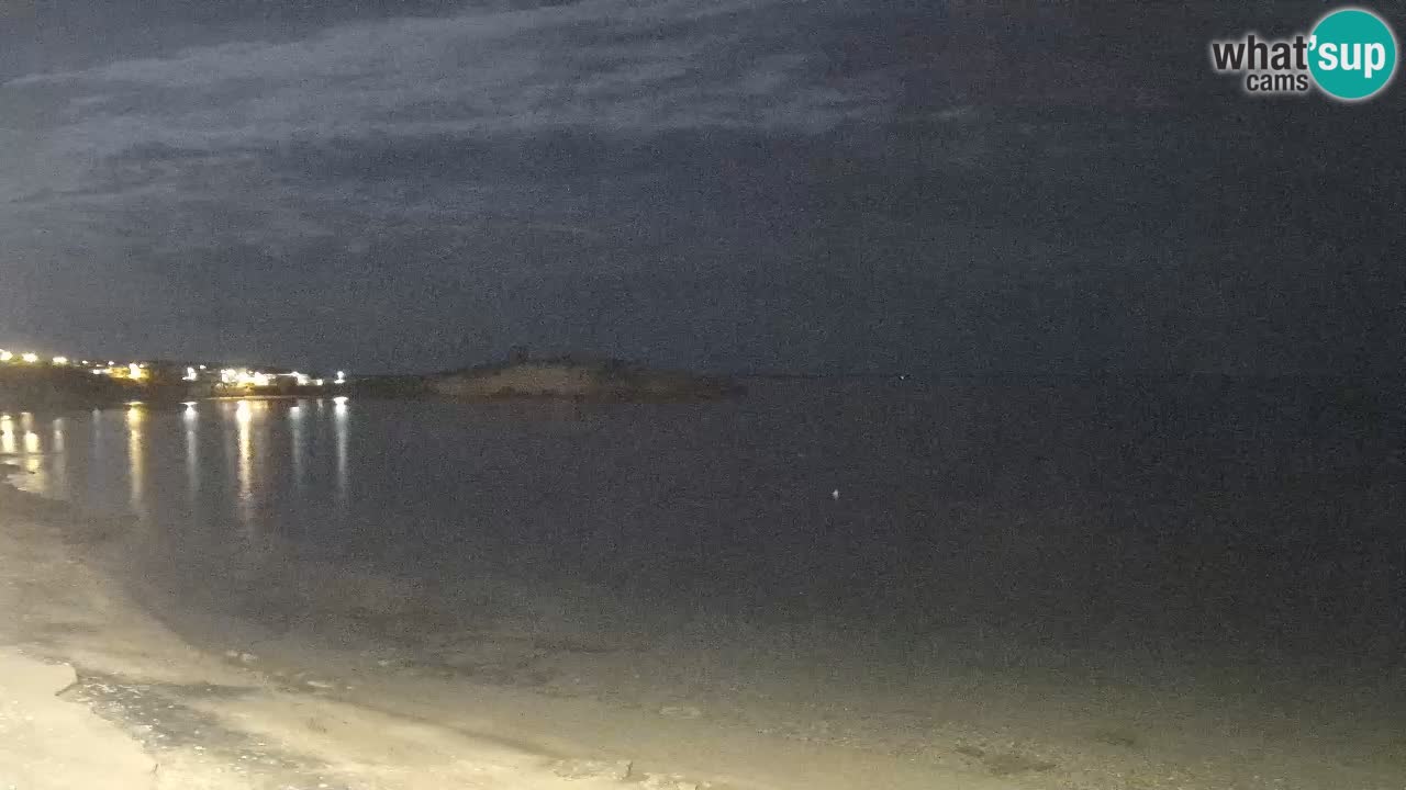Sarchittu spletna kamera: Neposredni pogledi na osupljive plaže na Sardiniji, Italija