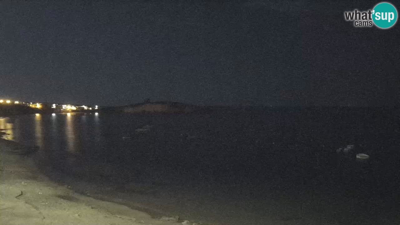 Sarchittu spletna kamera: Neposredni pogledi na osupljive plaže na Sardiniji, Italija