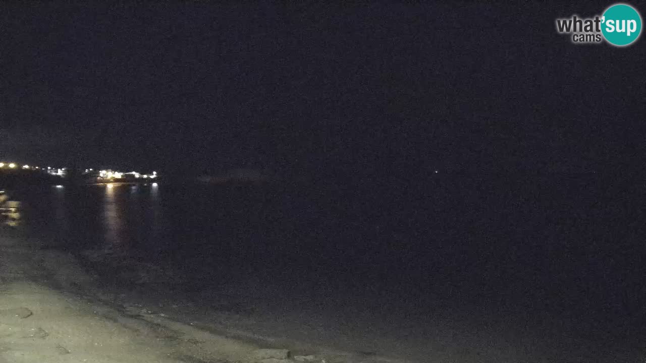 Sarchittu spletna kamera: Neposredni pogledi na osupljive plaže na Sardiniji, Italija
